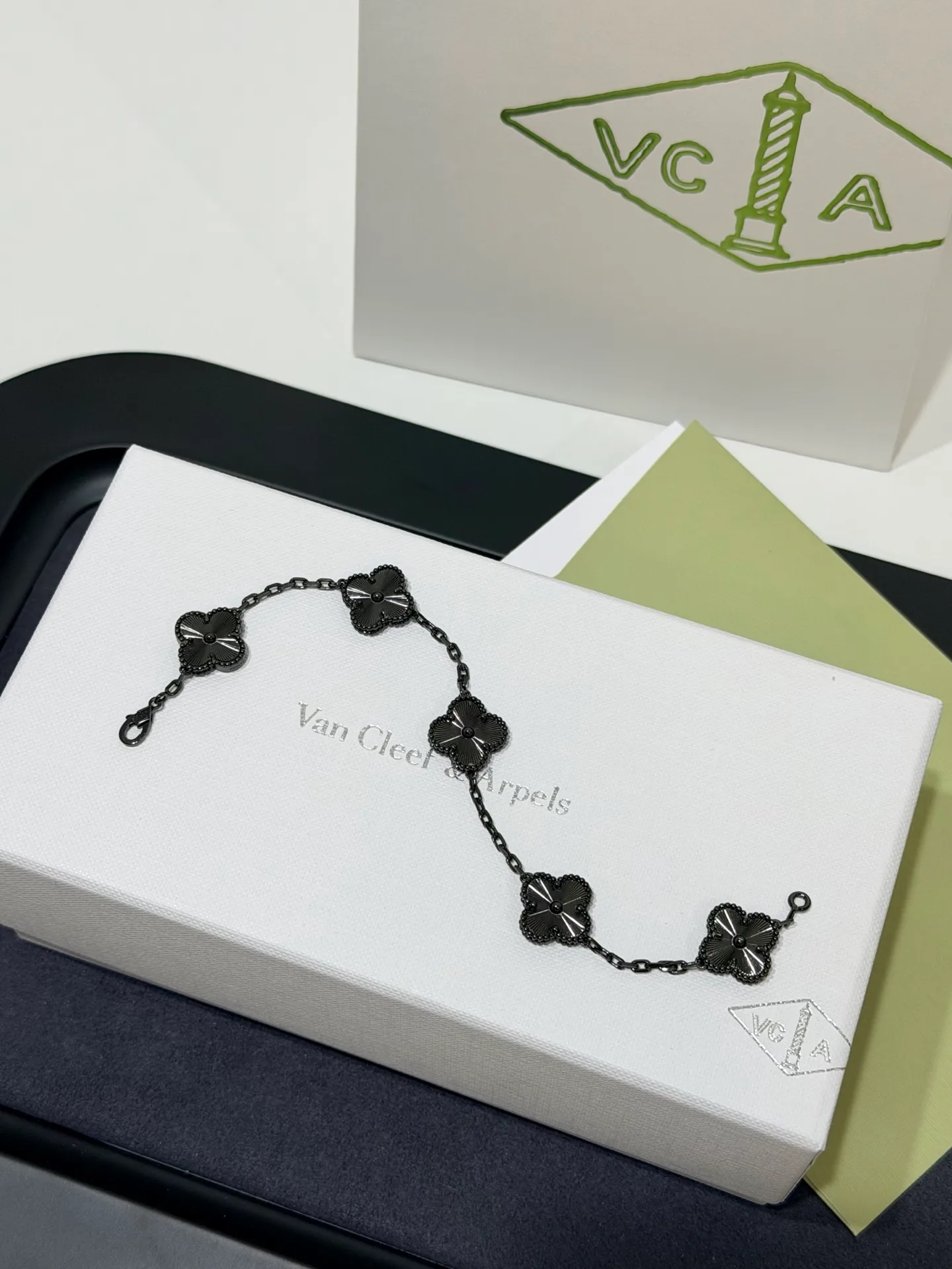 Jewelry VAN CLEEF & ARPELS 18123012