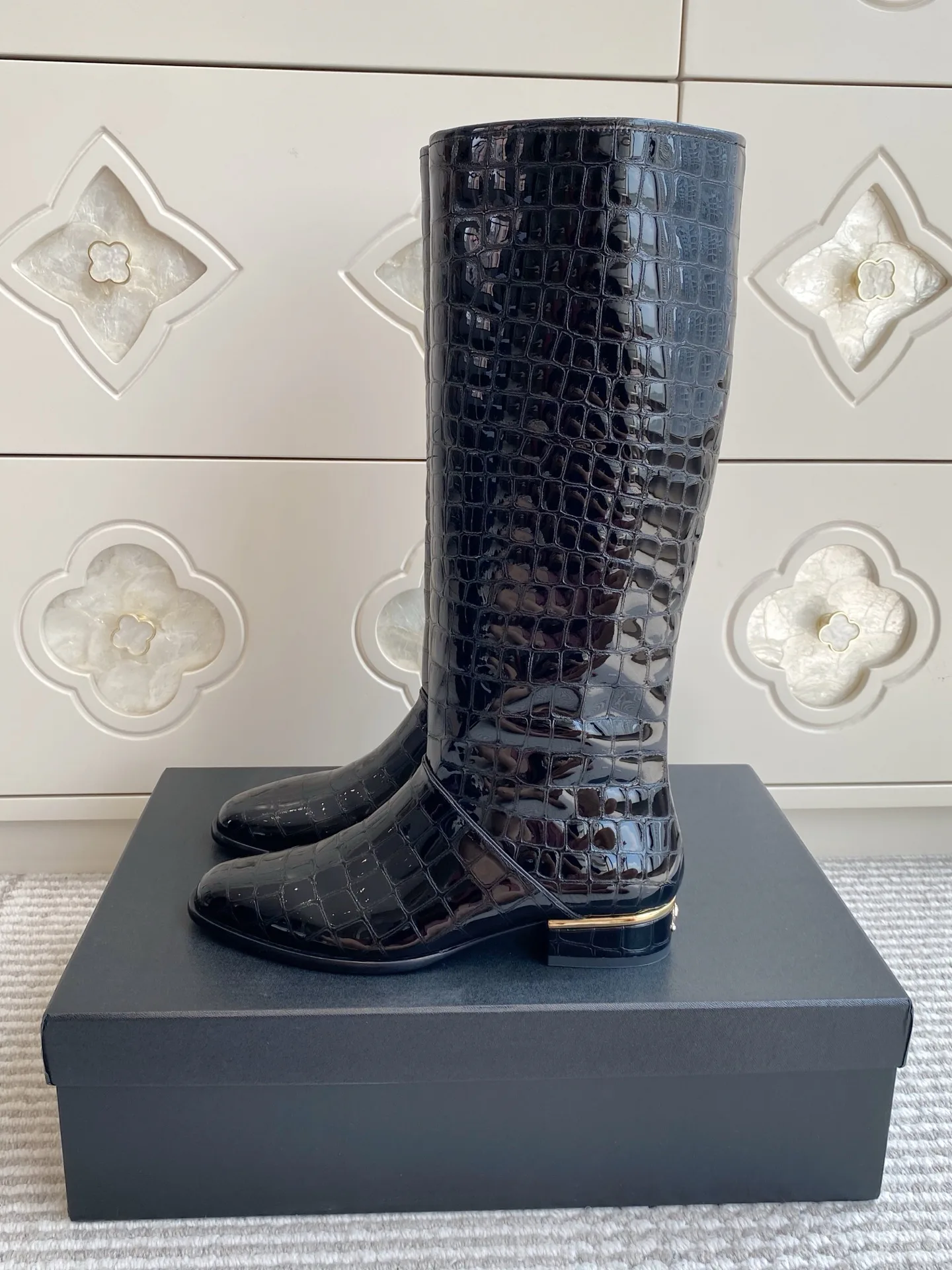 Women's Boots CHANEL 18154650