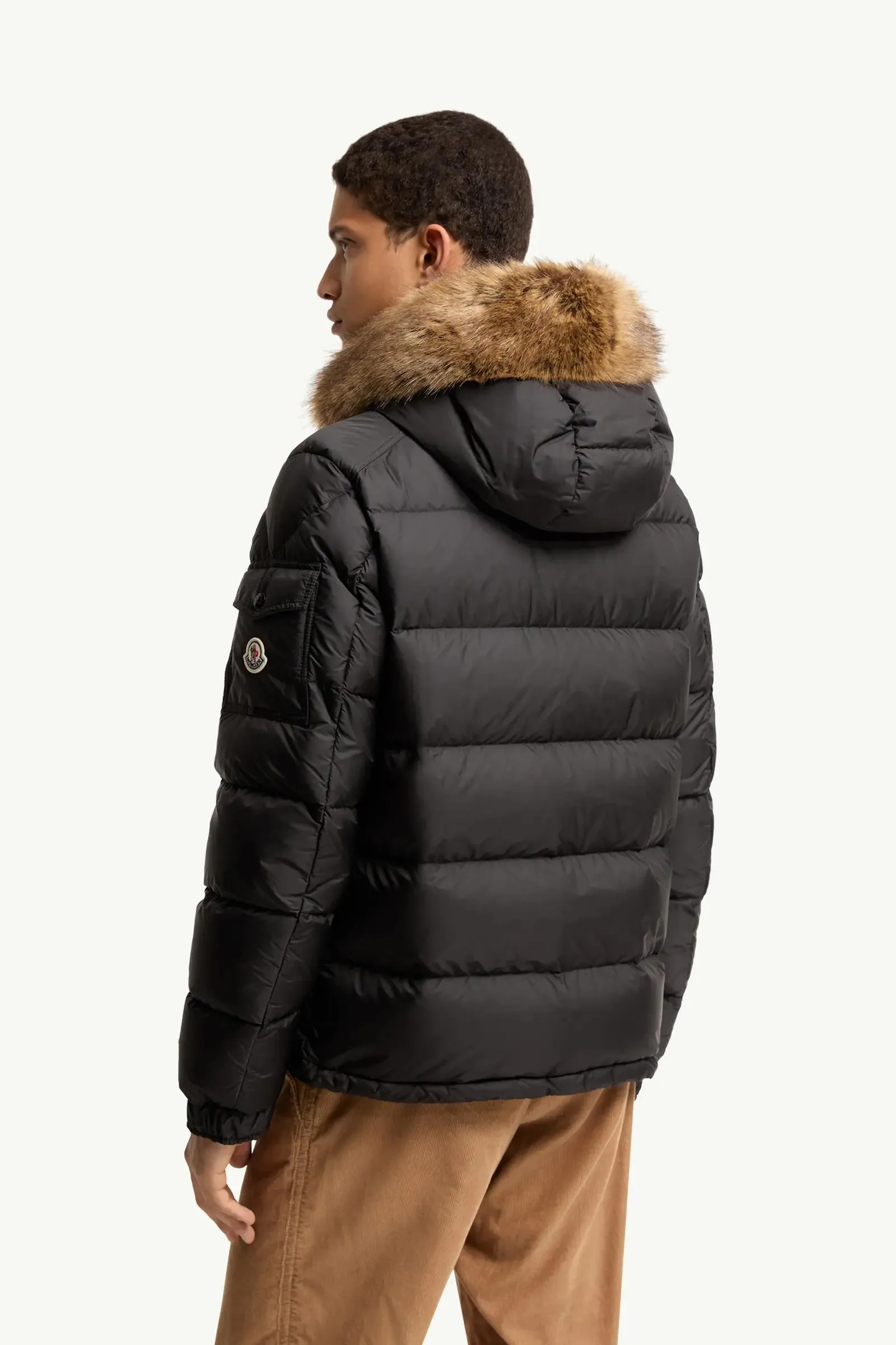 Men's Jackets And Down Jackets MONCLER 18477795