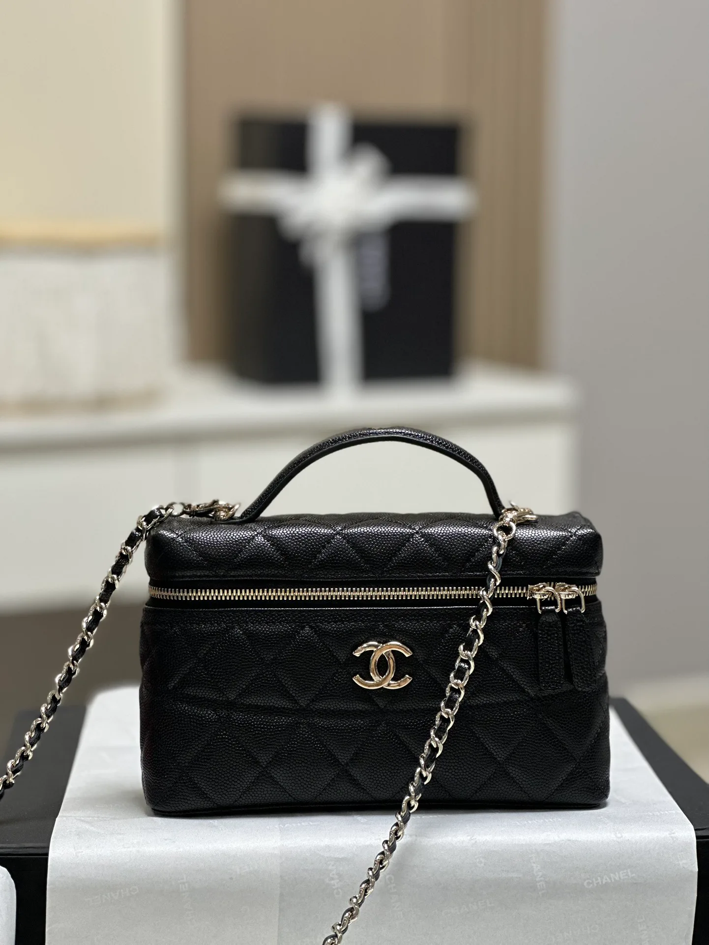 Women's Classic Handbags CHANEL 17827584