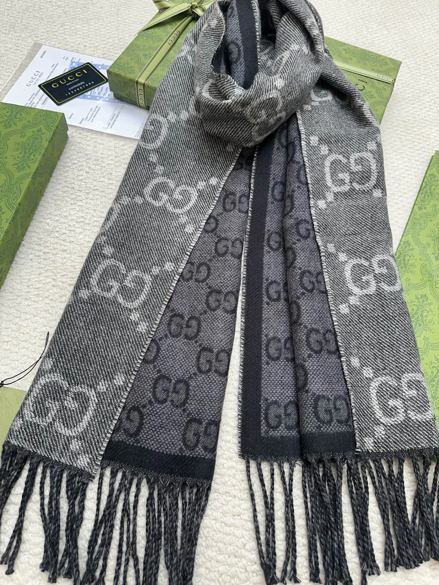 Scarves GUCCI 18003246