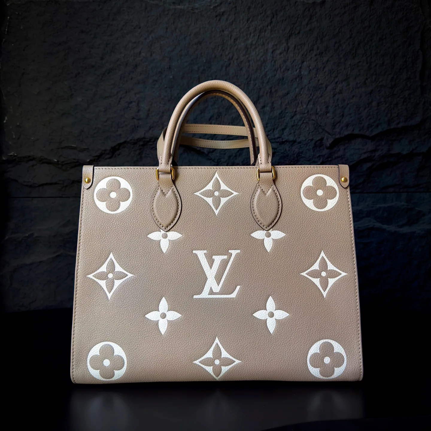 Women's Classic Handbags LOUIS VUITTON 18170502