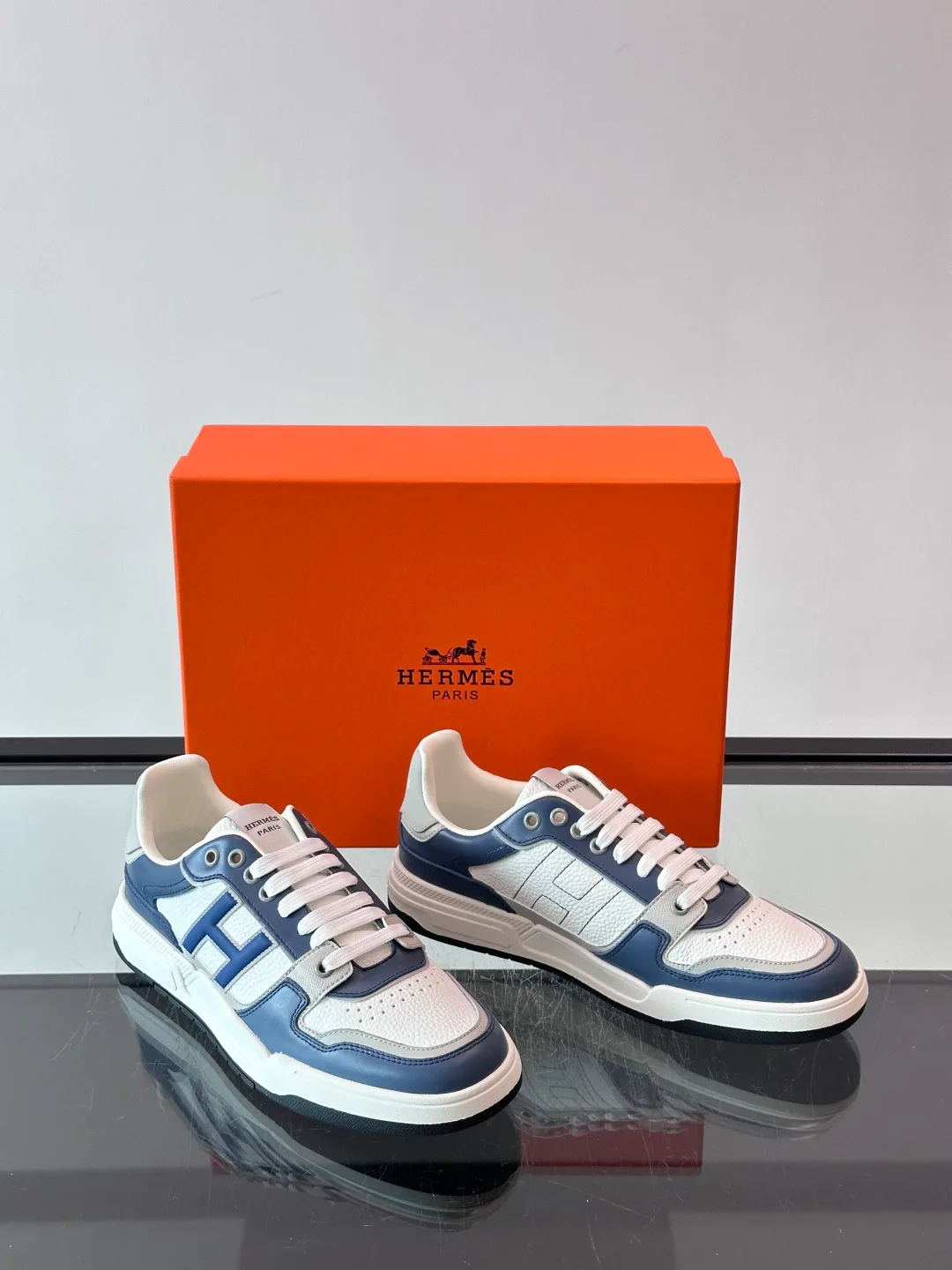 Men's Sneakers HERMES 18500629