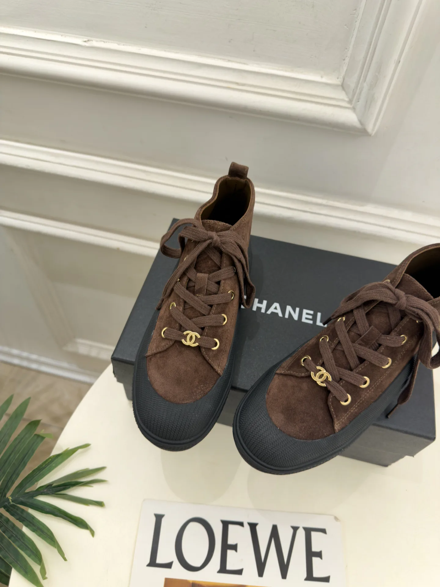 Women's Sneakers CHANEL 18346896