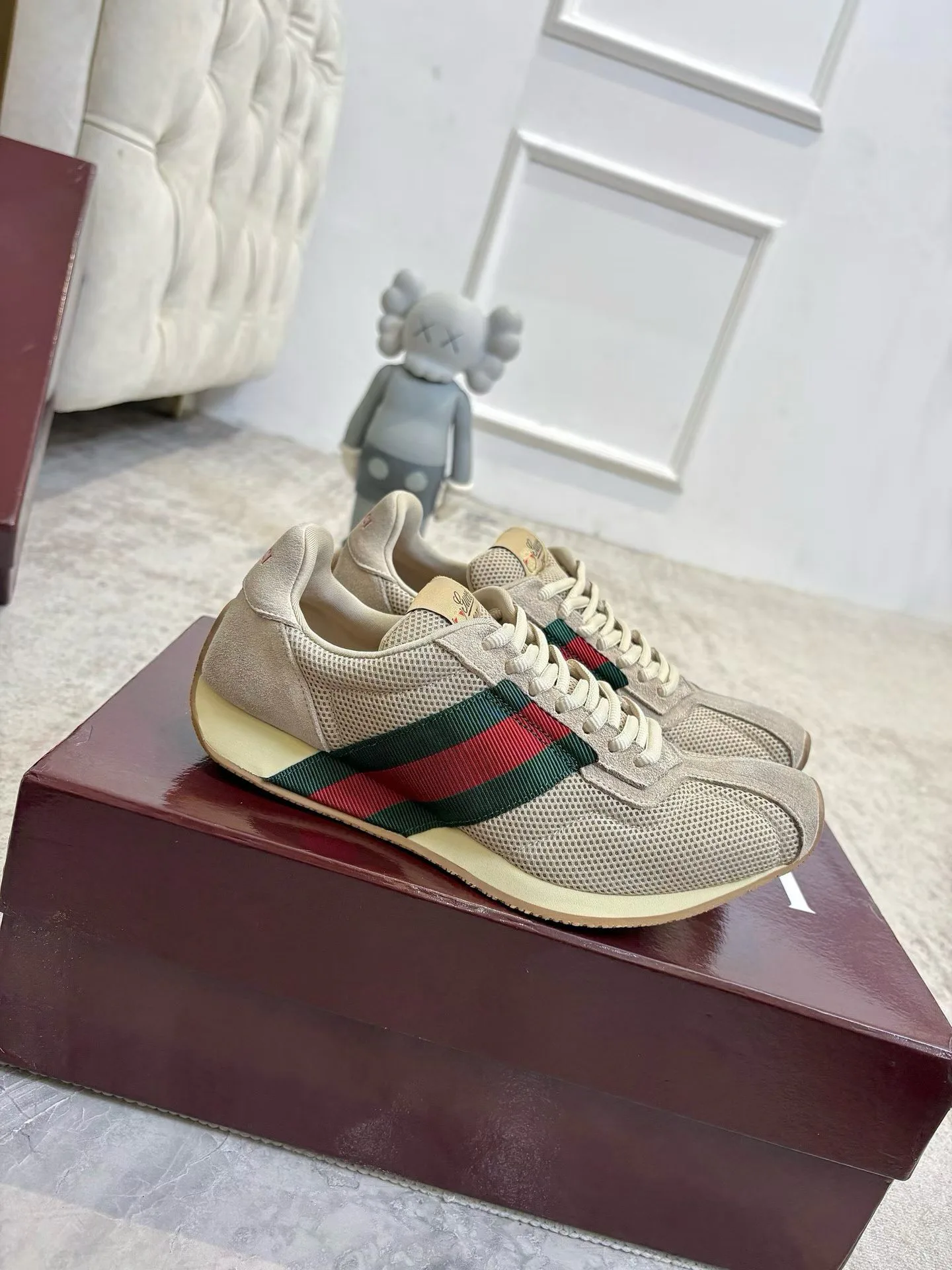 Women's Sneakers GUCCI 18466240