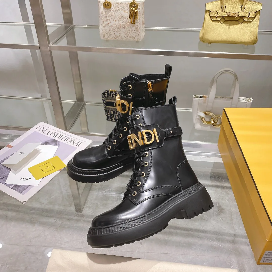 Women's Ankle Boots FENDI 18264033