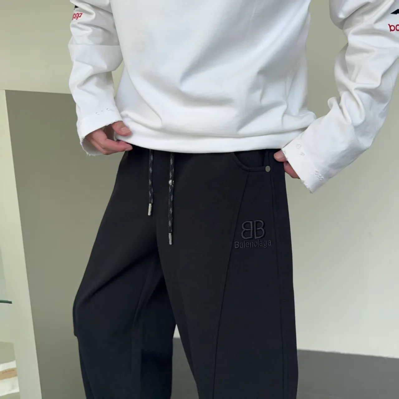 Men's Trousers BALENCIAGA 18178317