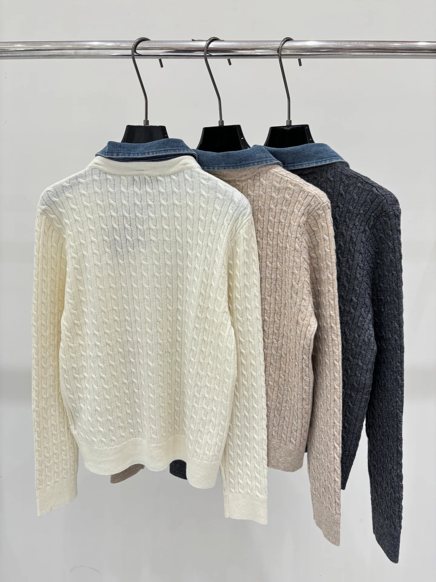 Women's Jumpers And Sweaters MIU MIU 17986840