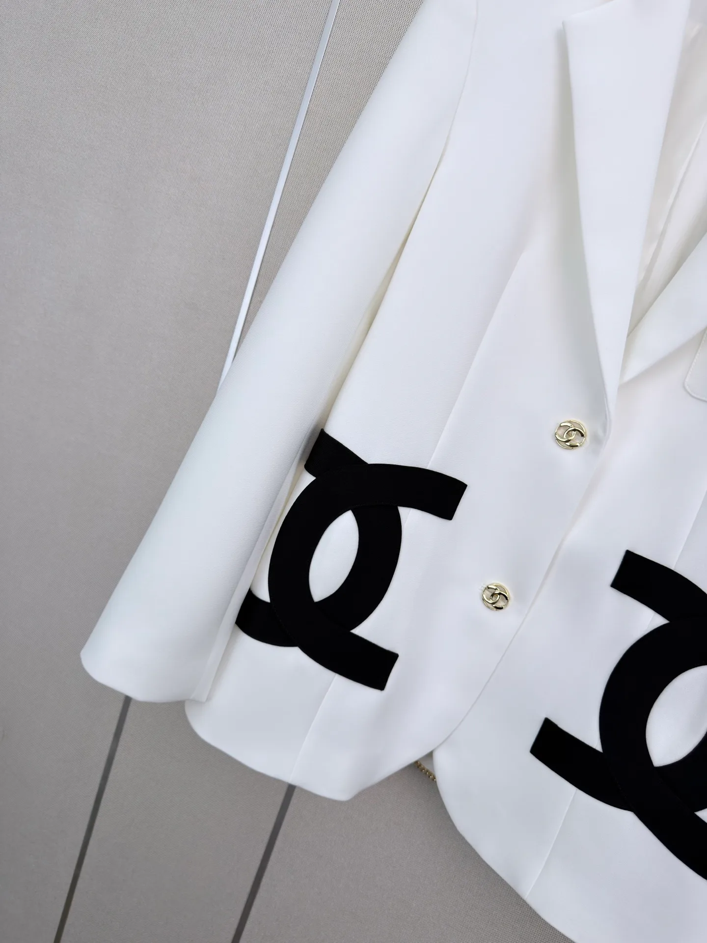 Women's Blazers CHANEL 18094340