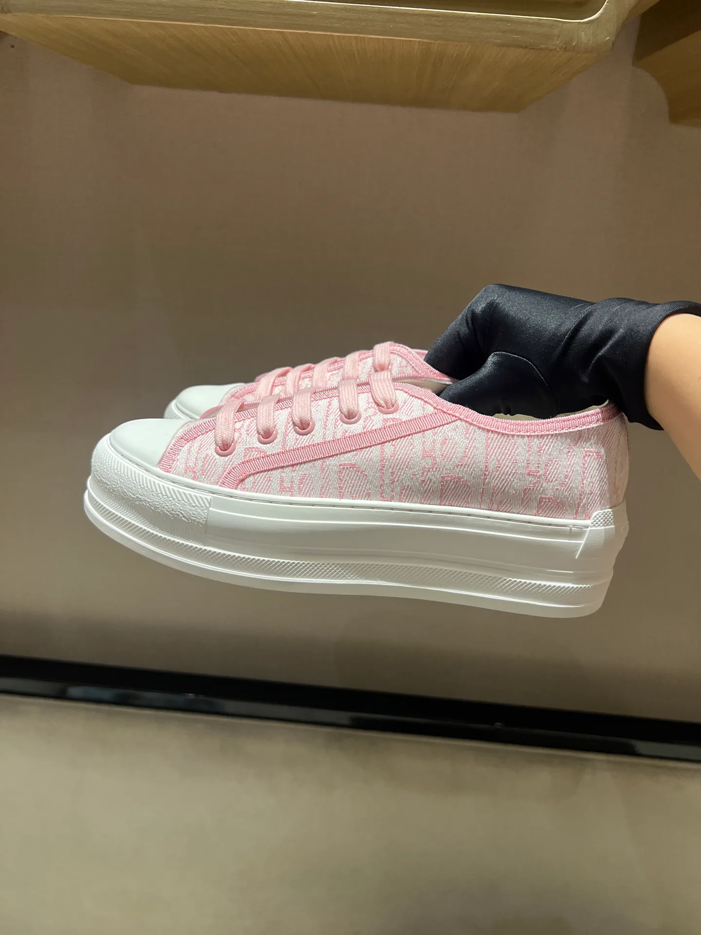 Women's Sneakers CHRISTIAN DIOR 18020287
