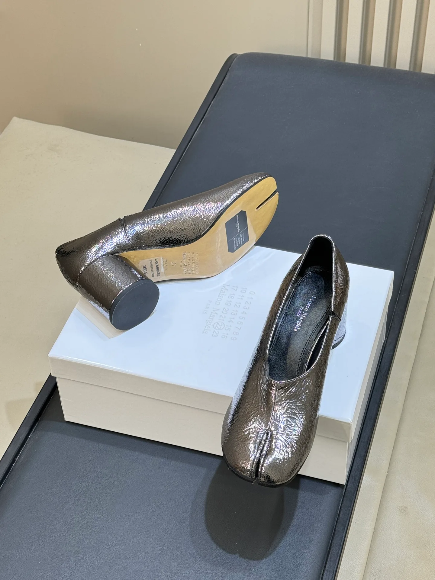 Women's Heels MAISON MARGIELA 18192860