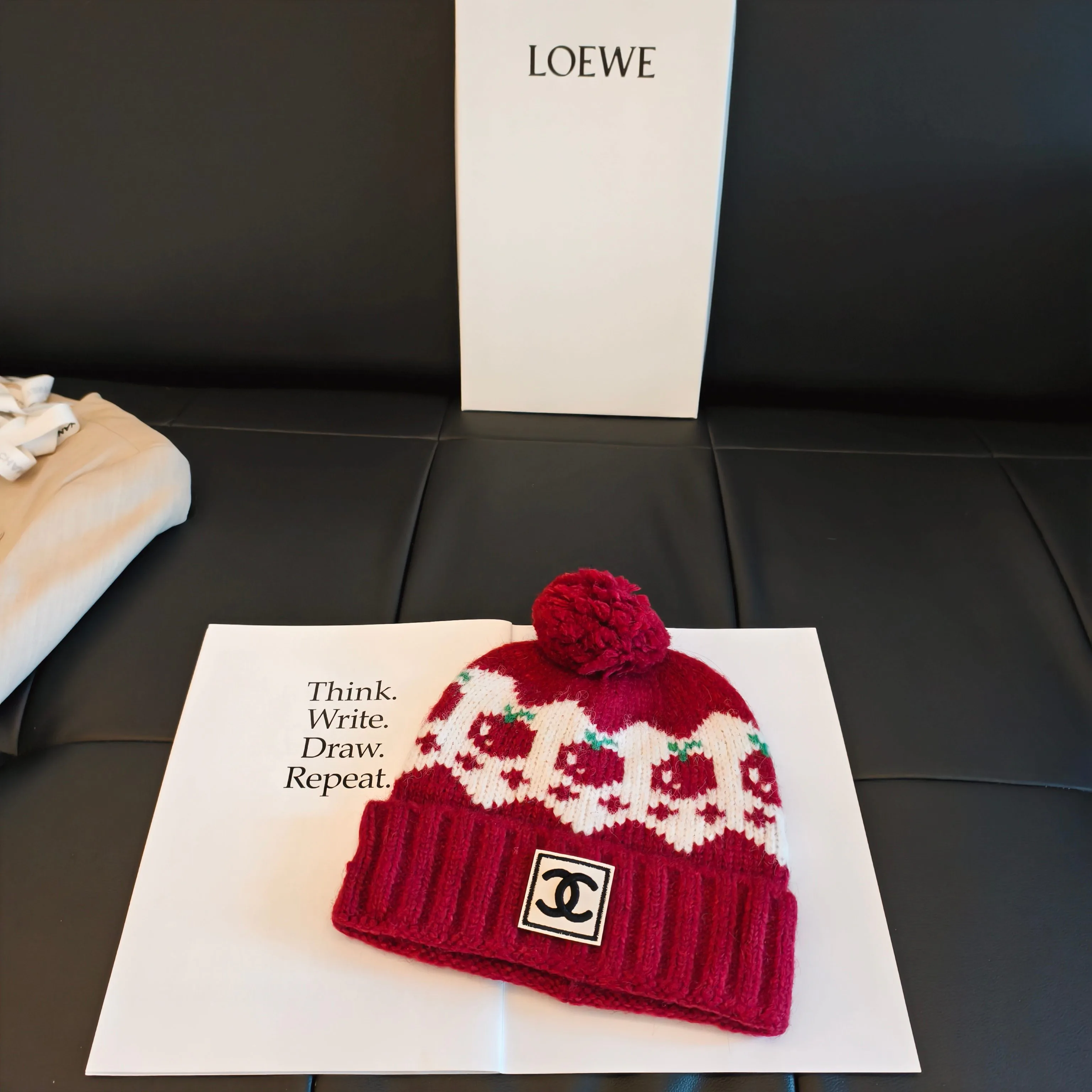 Hats CHANEL 19570067