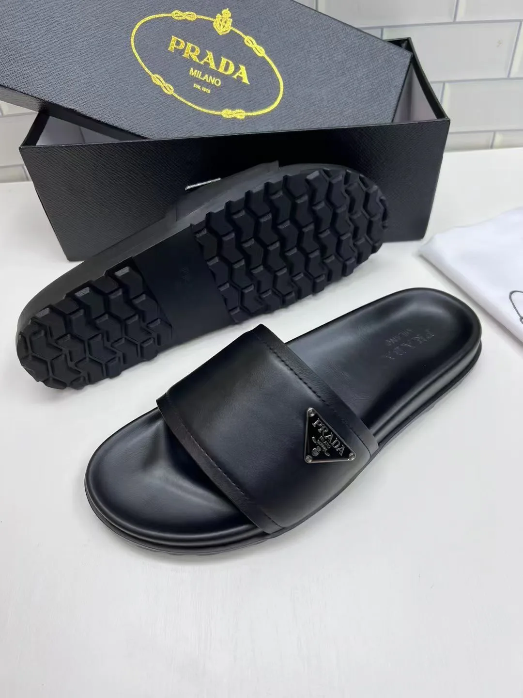 Women's Flip-Flops PRADA 17689373