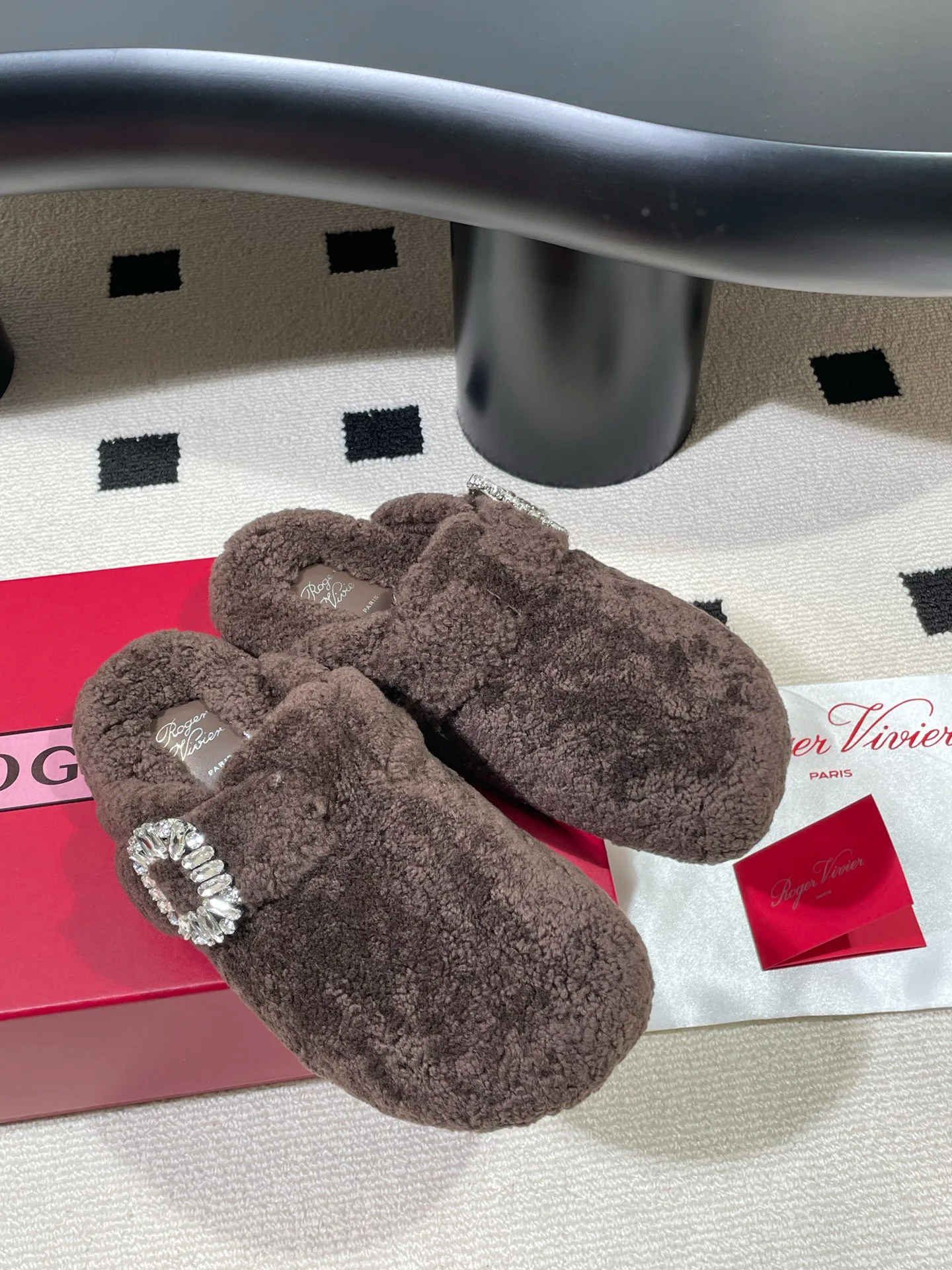 Women's Slippers ROGER VIVIER 17861488