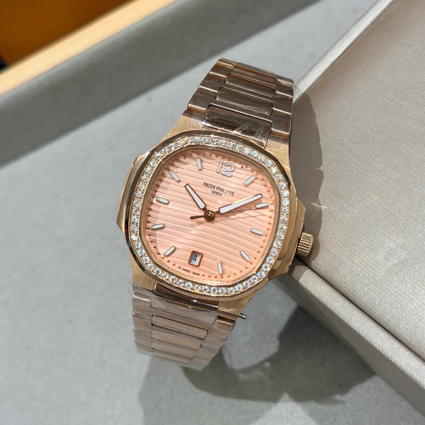Women's Watches PATEK PHILIPPE 18362044