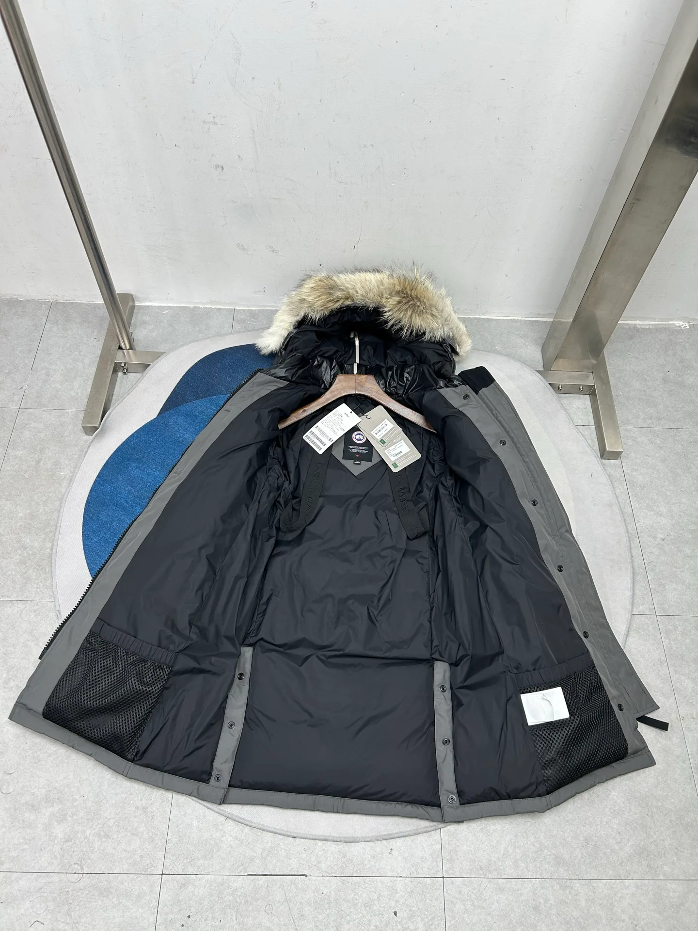 Women's Jackets And Down Jackets CANADA GOOSE 18188605