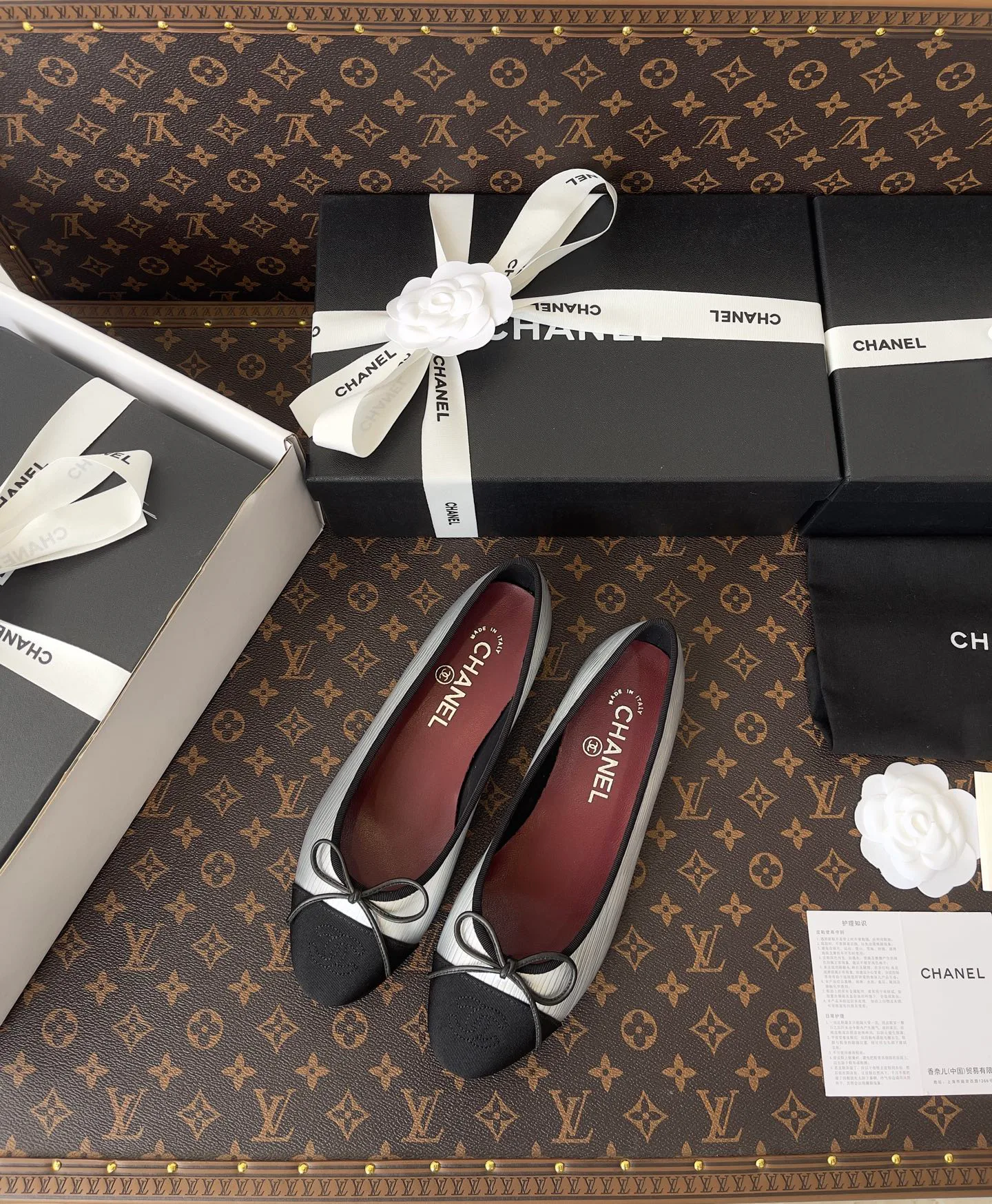 Women's Ballet Flats CHANEL 18153008