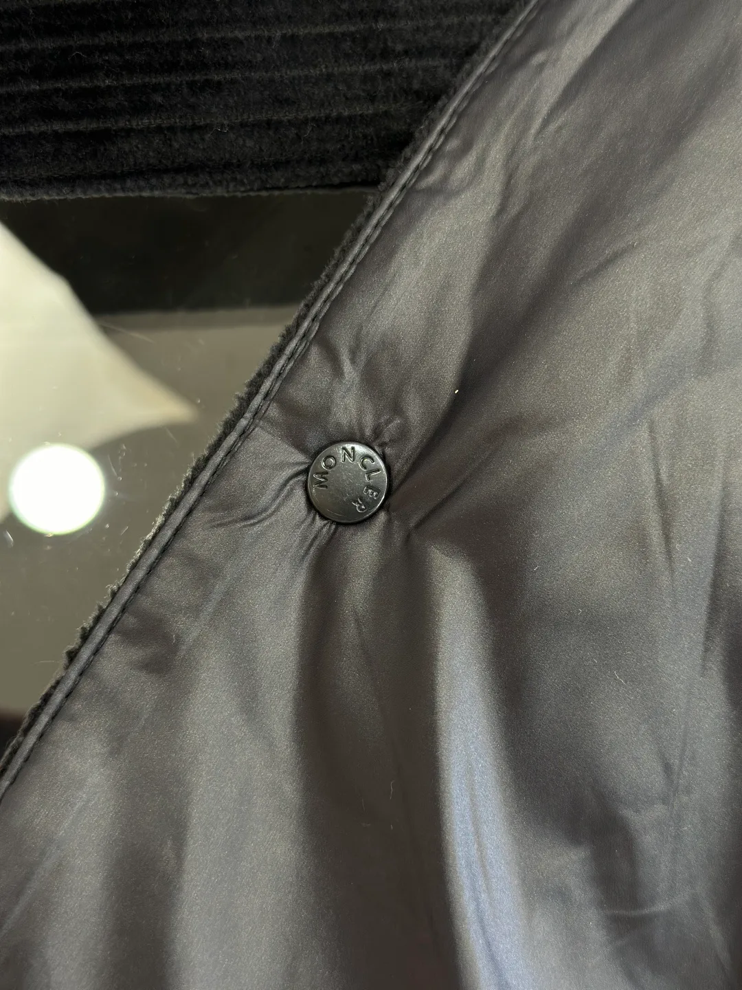 Men's Jackets And Down Jackets MONCLER 18209781