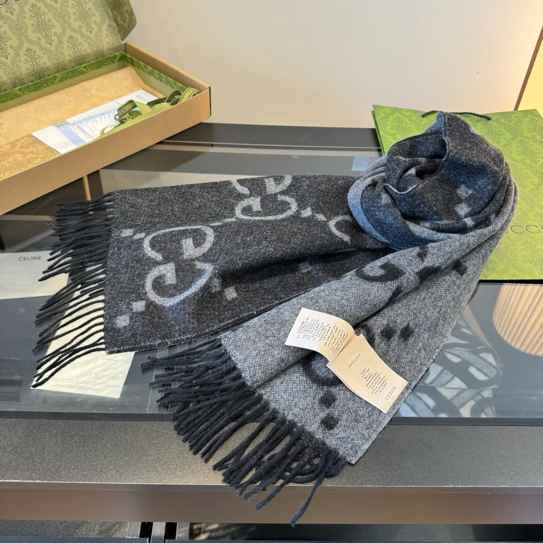 Scarves GUCCI 17896033