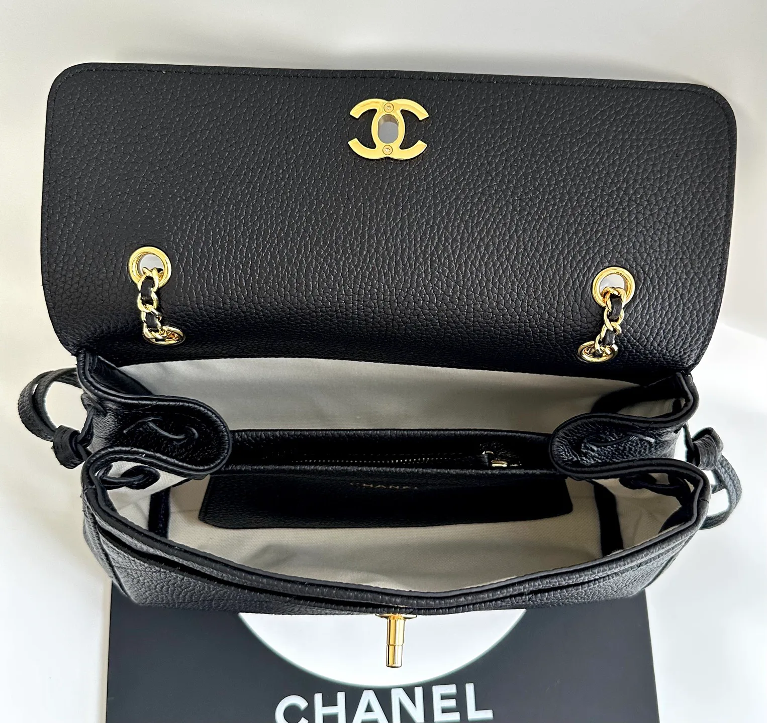 Women's Classic Handbags CHANEL 17939598