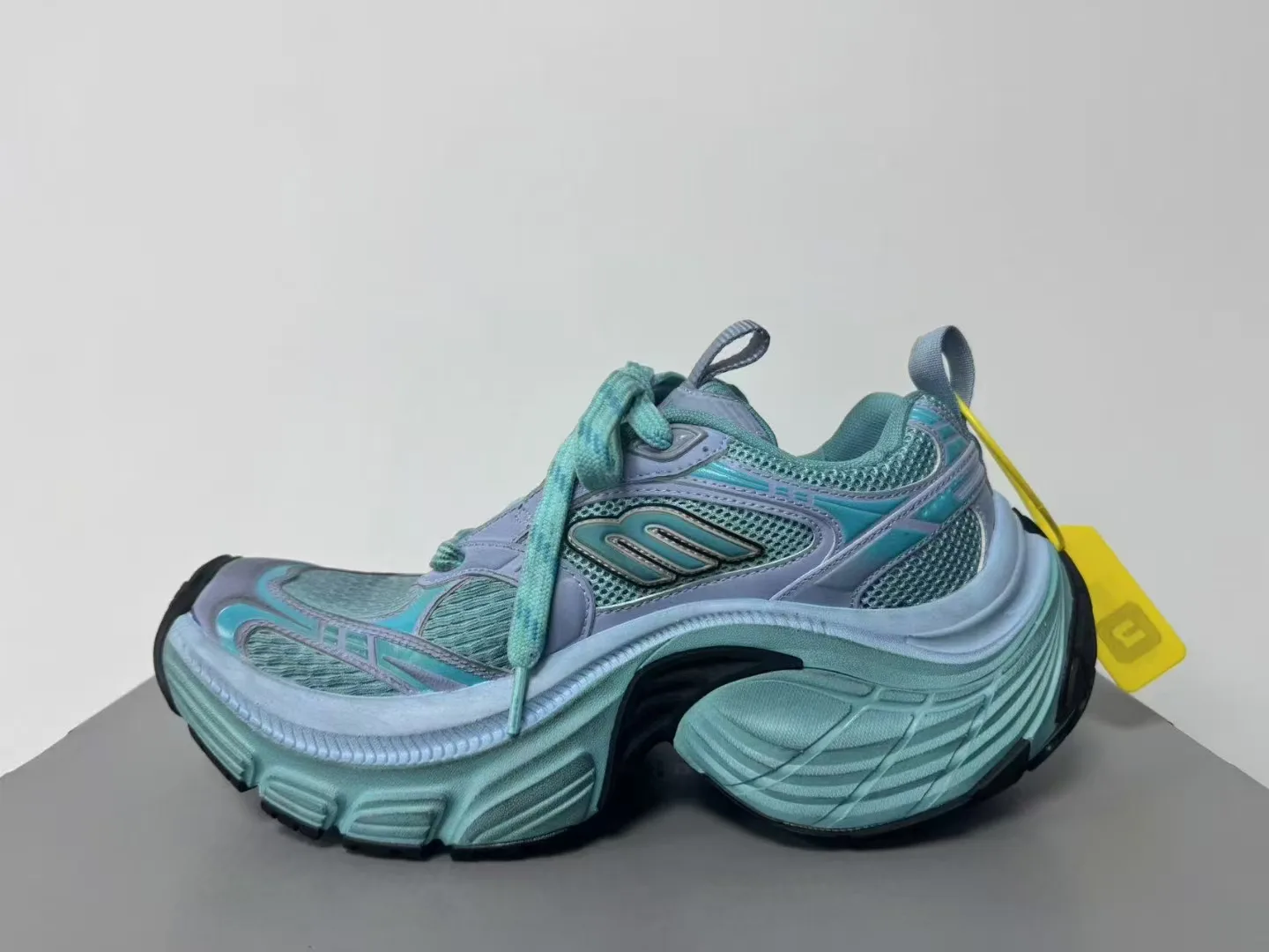 Women's Sneakers BALENCIAGA 17759458