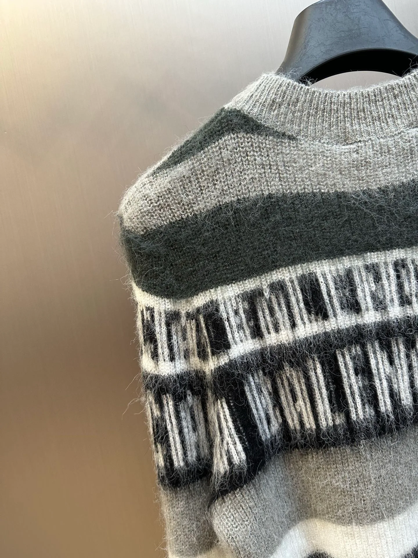 Men's Jumpers And Sweaters BALENCIAGA 18178853