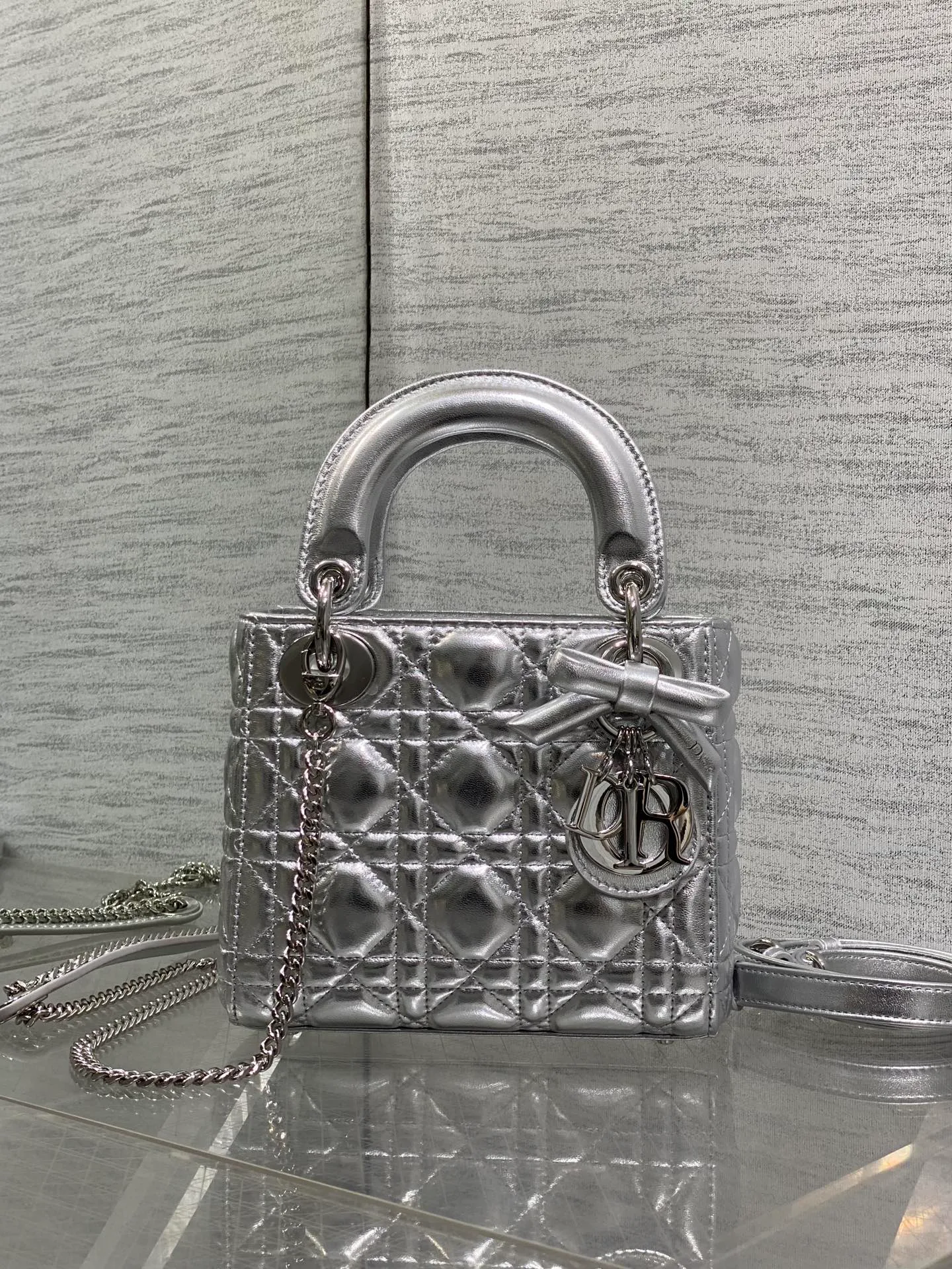 Women's Classic Handbags CHRISTIAN DIOR 17601497