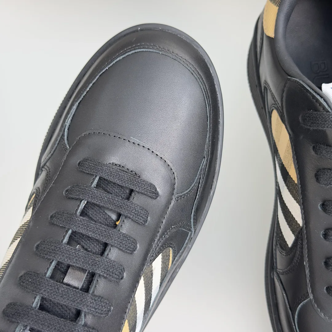 Women's Sneakers BURBERRY 17810101