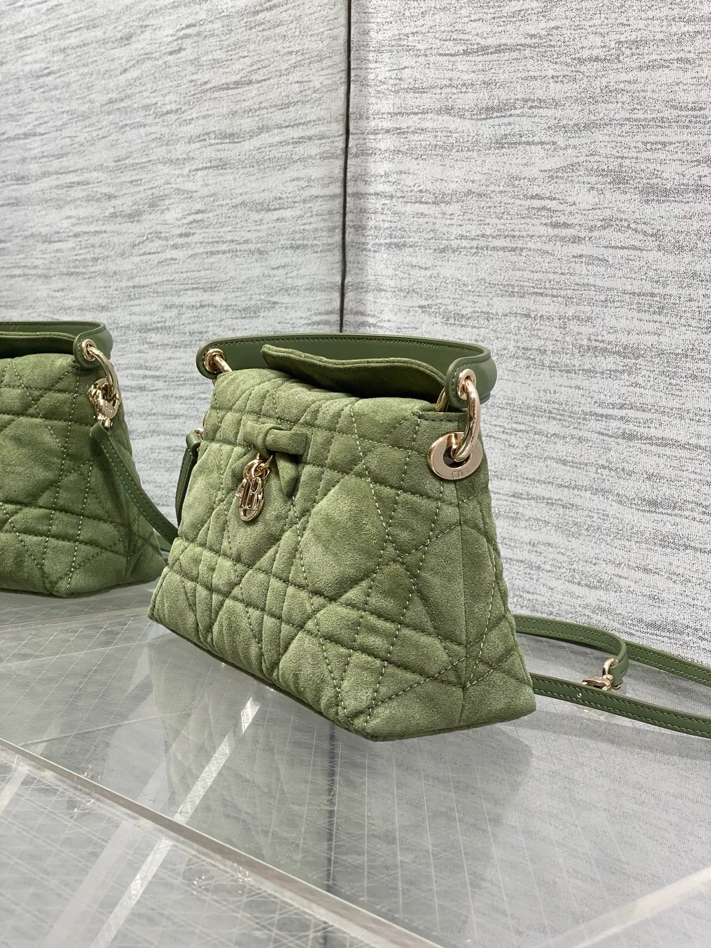 Women's Classic Handbags CHRISTIAN DIOR 18341372