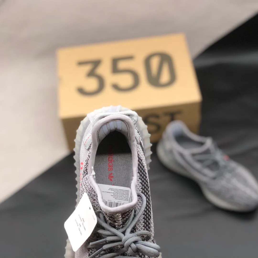 Women's Sneakers YEEZY 17388164