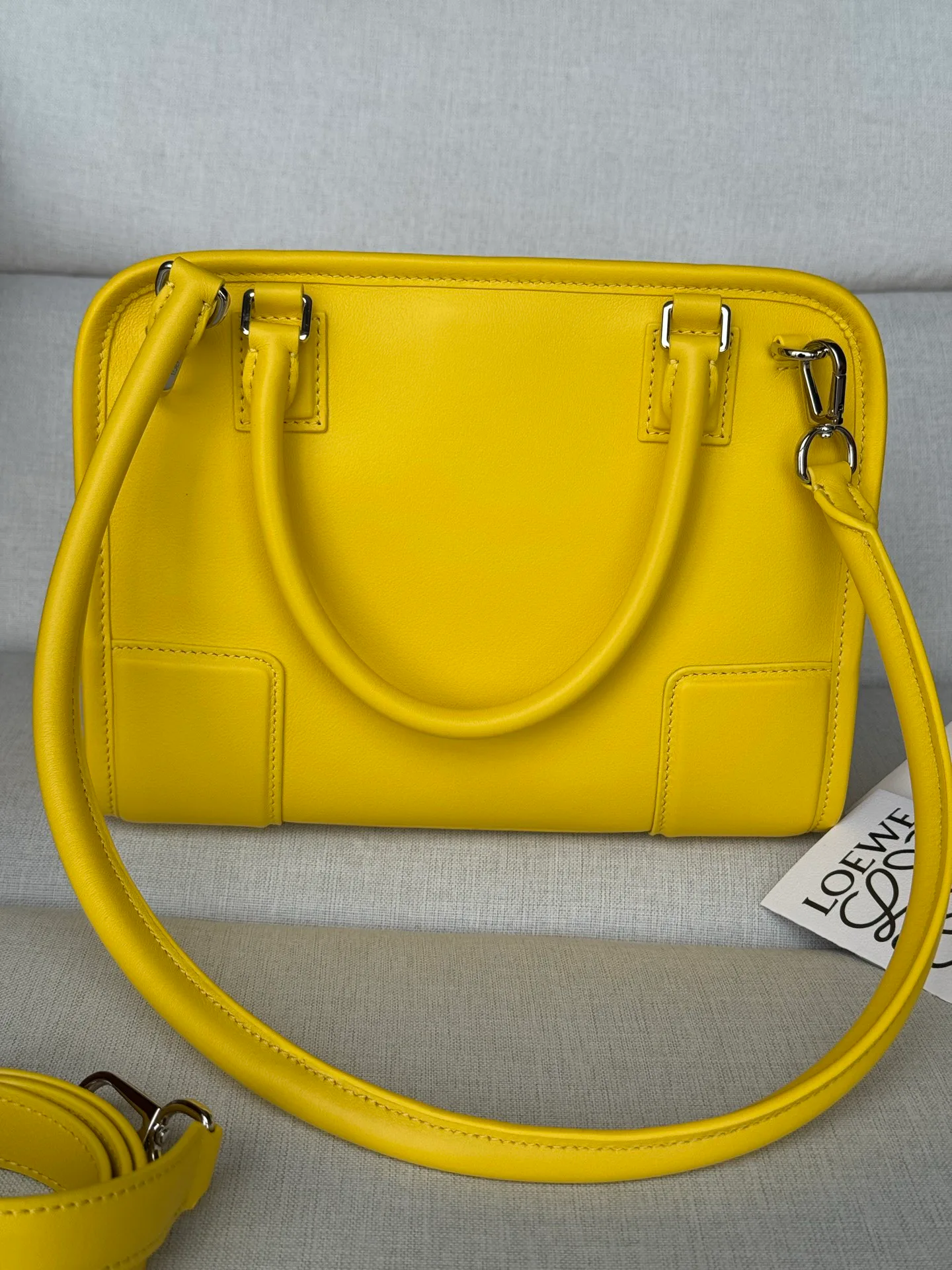 Women's Classic Handbags LOEWE 17927649