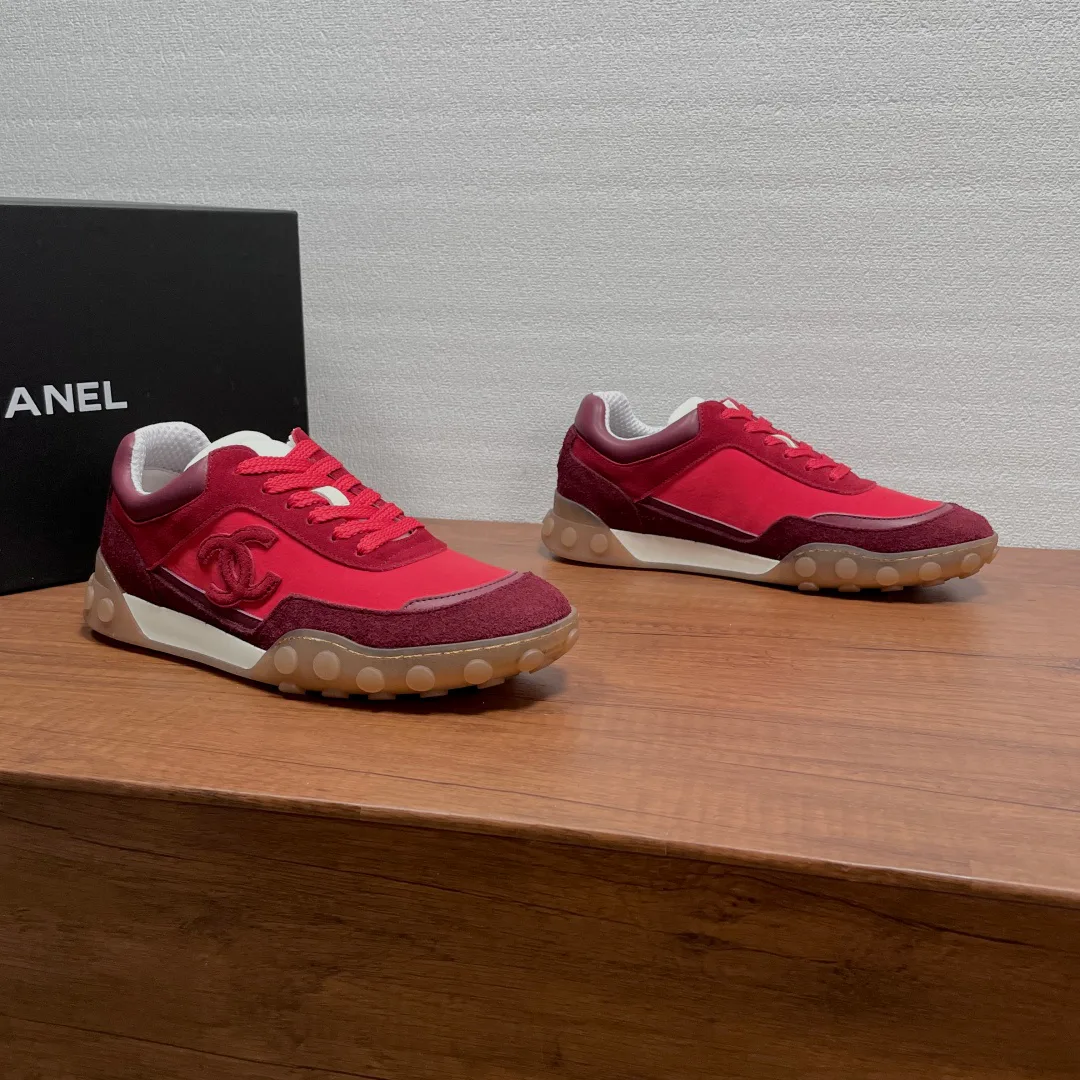 Women's Sneakers CHANEL 18000602