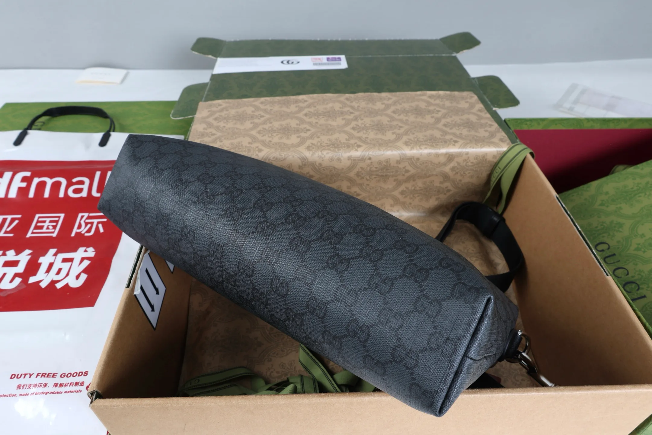 Women's Shoulder Bags GUCCI 18250596