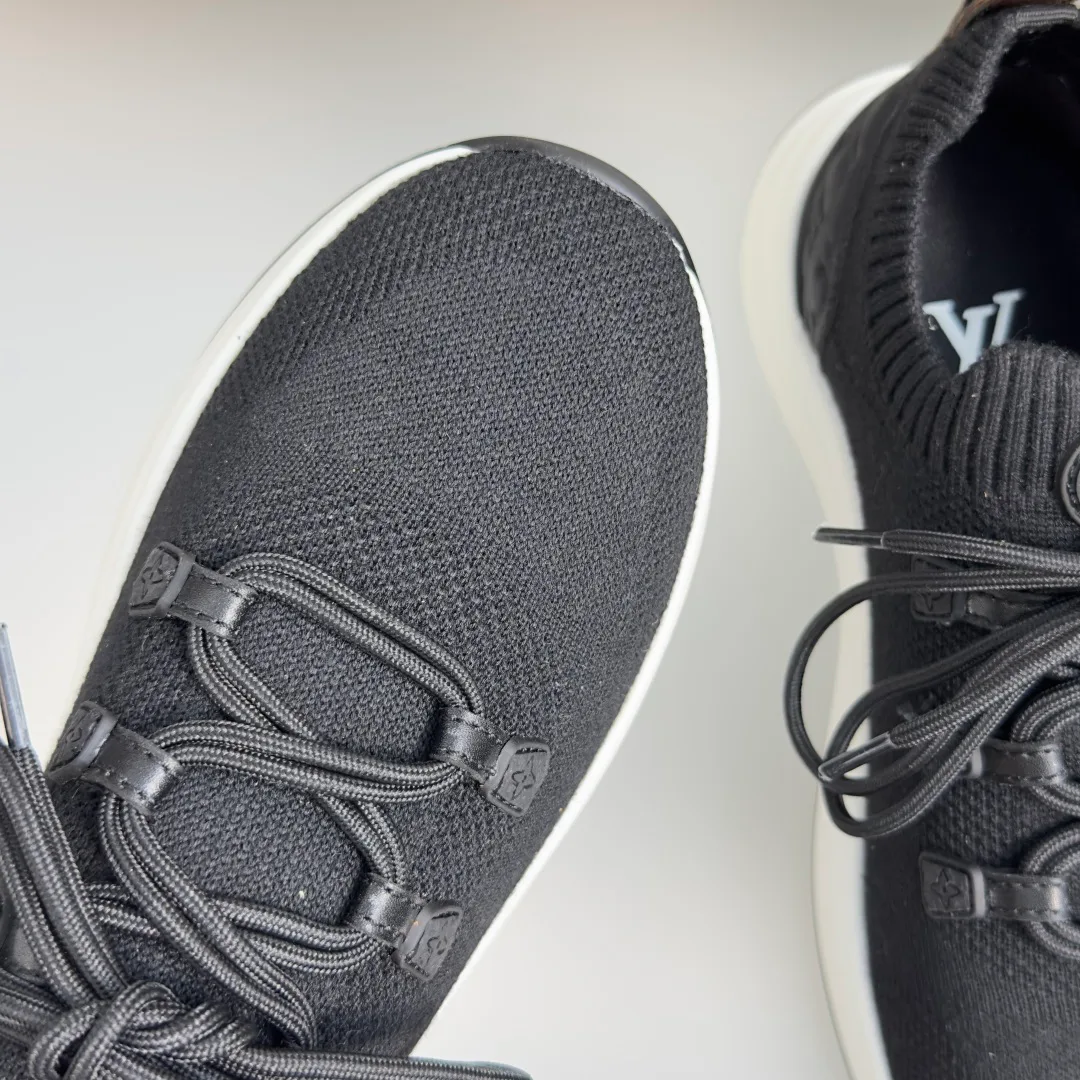 Women's Sneakers LOUIS VUITTON 17950524