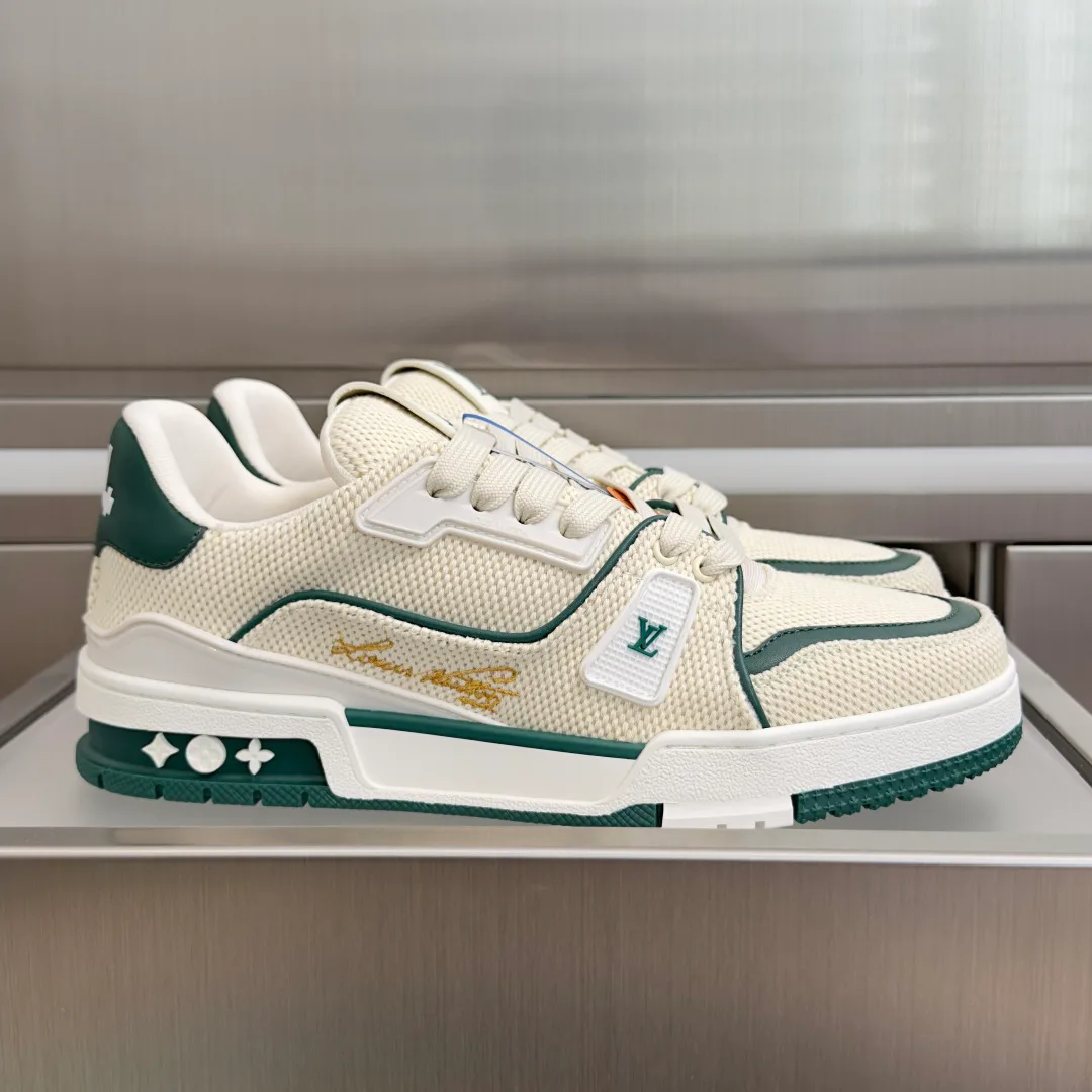 Men's Sneakers LOUIS VUITTON 17483691