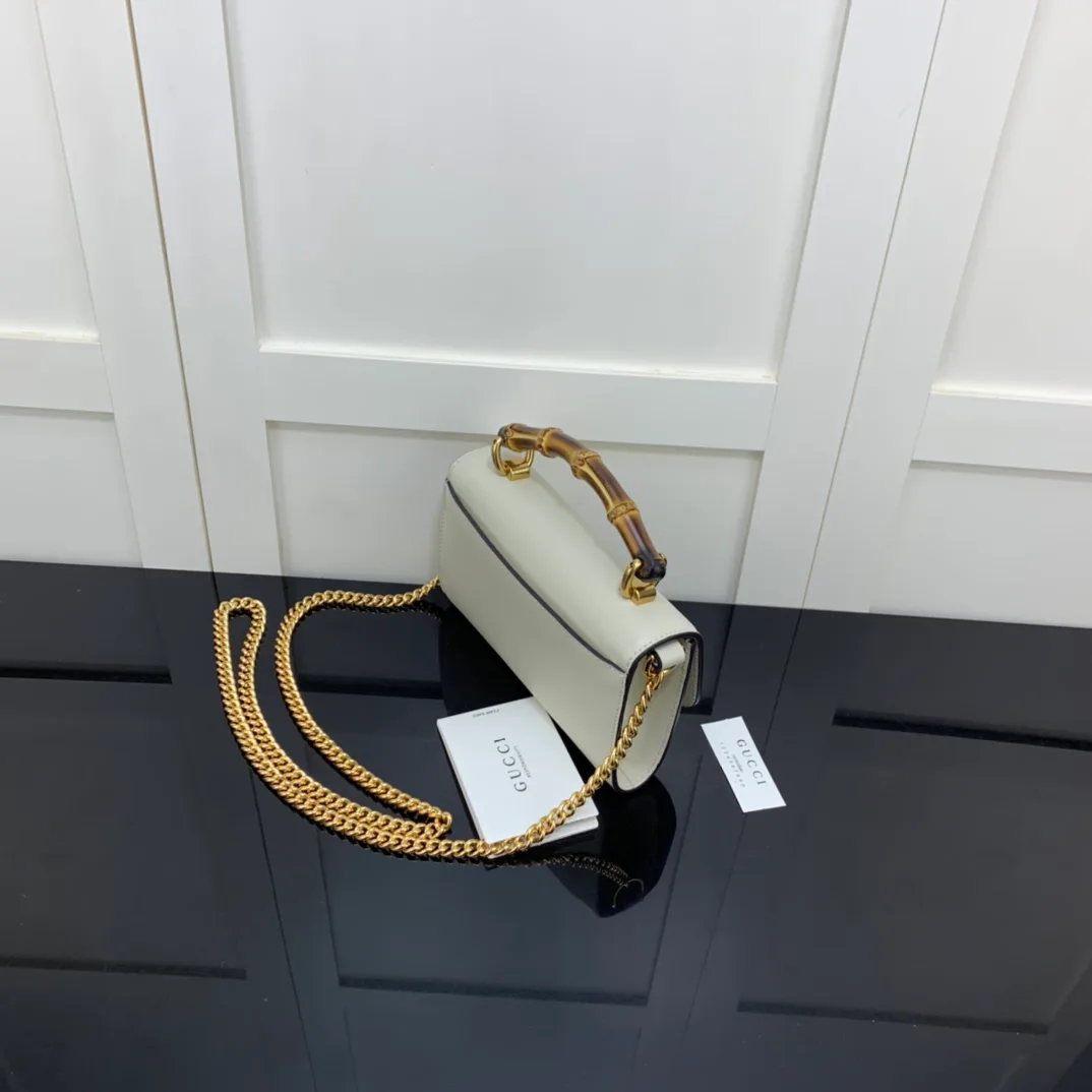 Women's Classic Handbags GUCCI 18262424