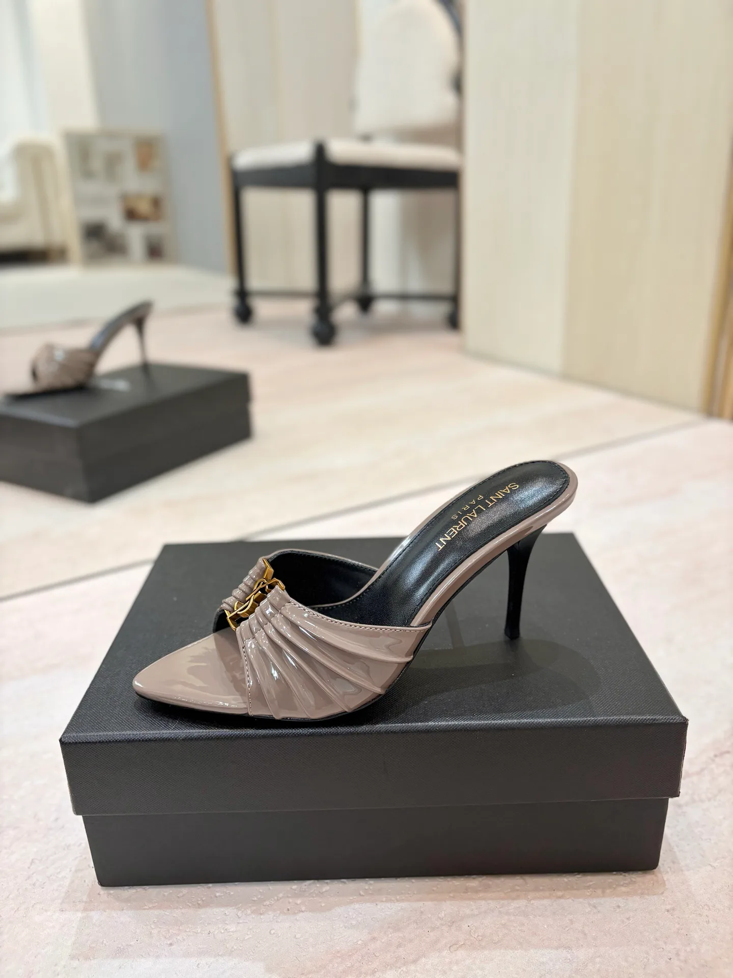 Women's Mules And Clogs SAINT LAURENT 17476092