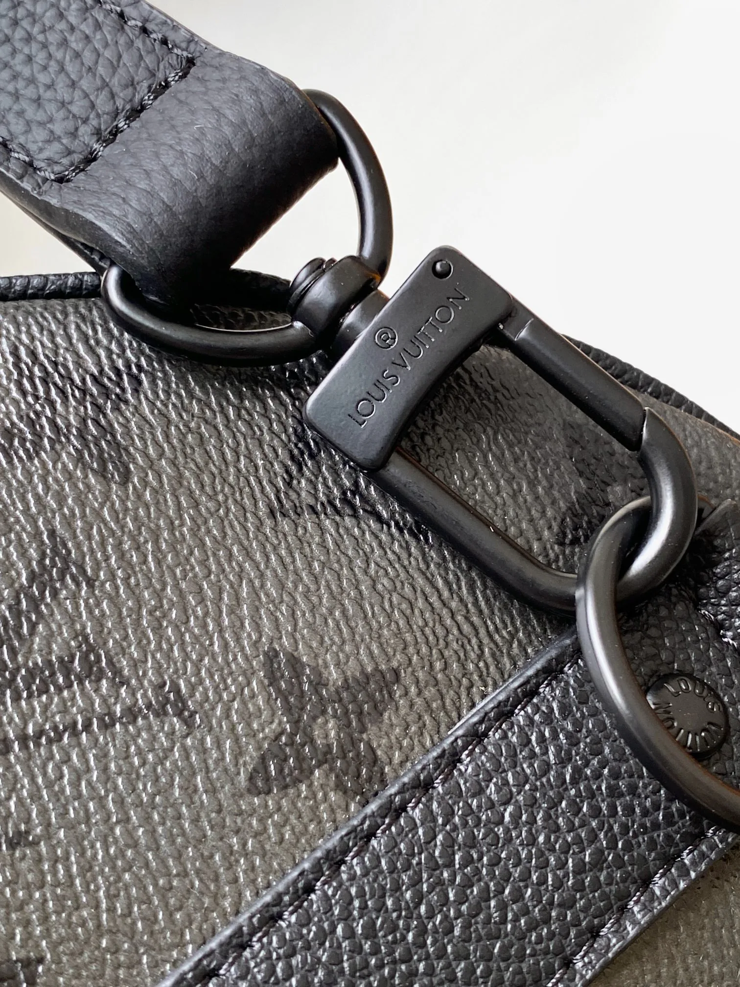 Women's Travel Bags LOUIS VUITTON 17949176
