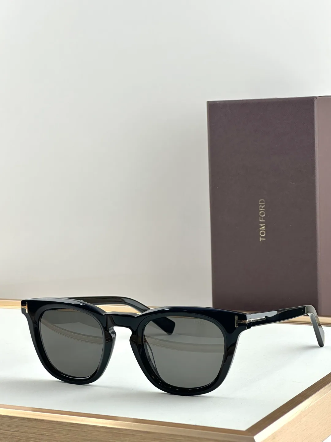 Glasses TOM FORD 17366381