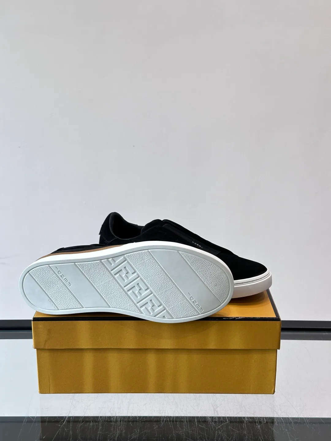 Men's Sneakers FENDI 17466859