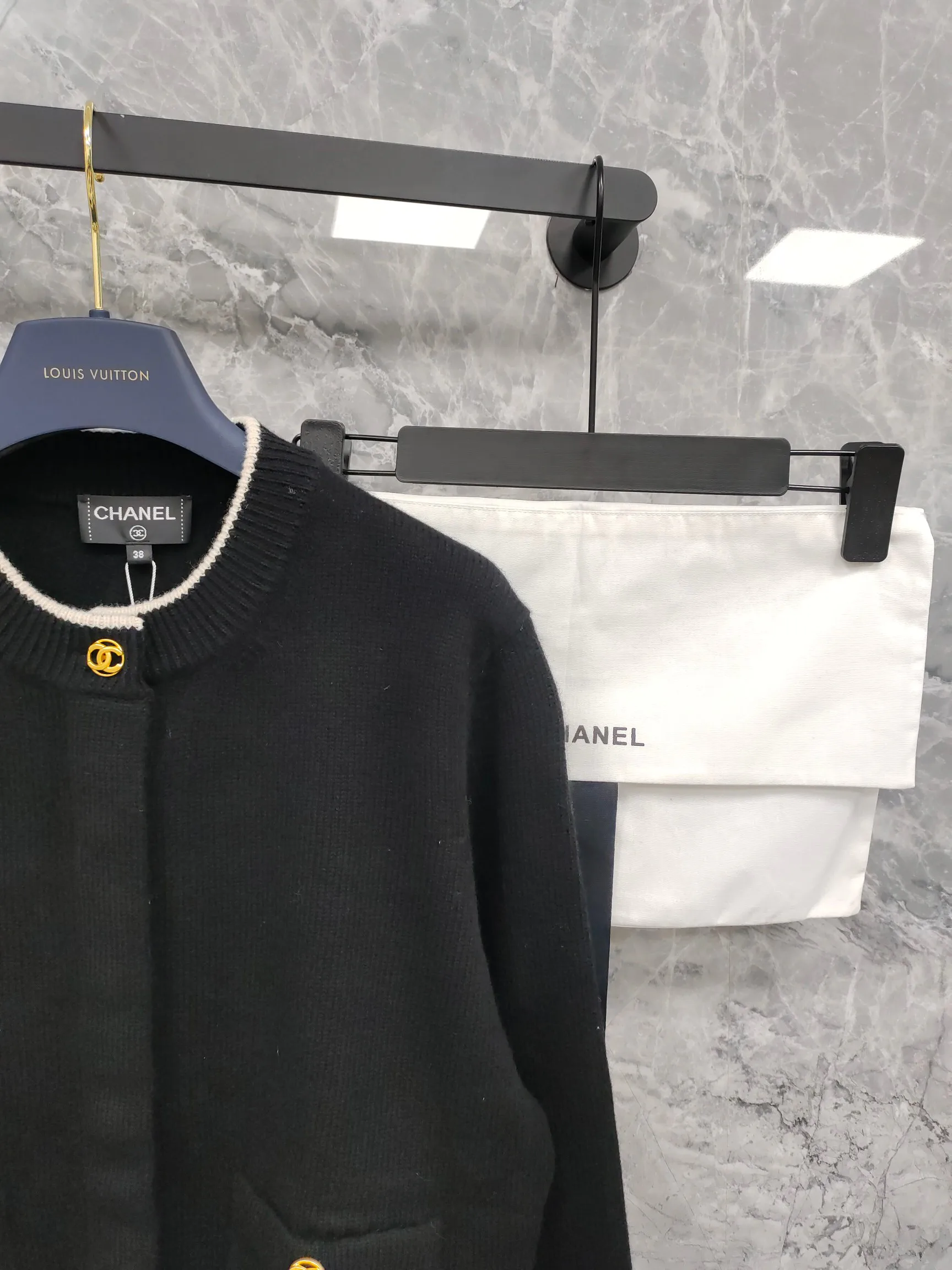 Джемперы И Свитеры Женские Chanel 18668208