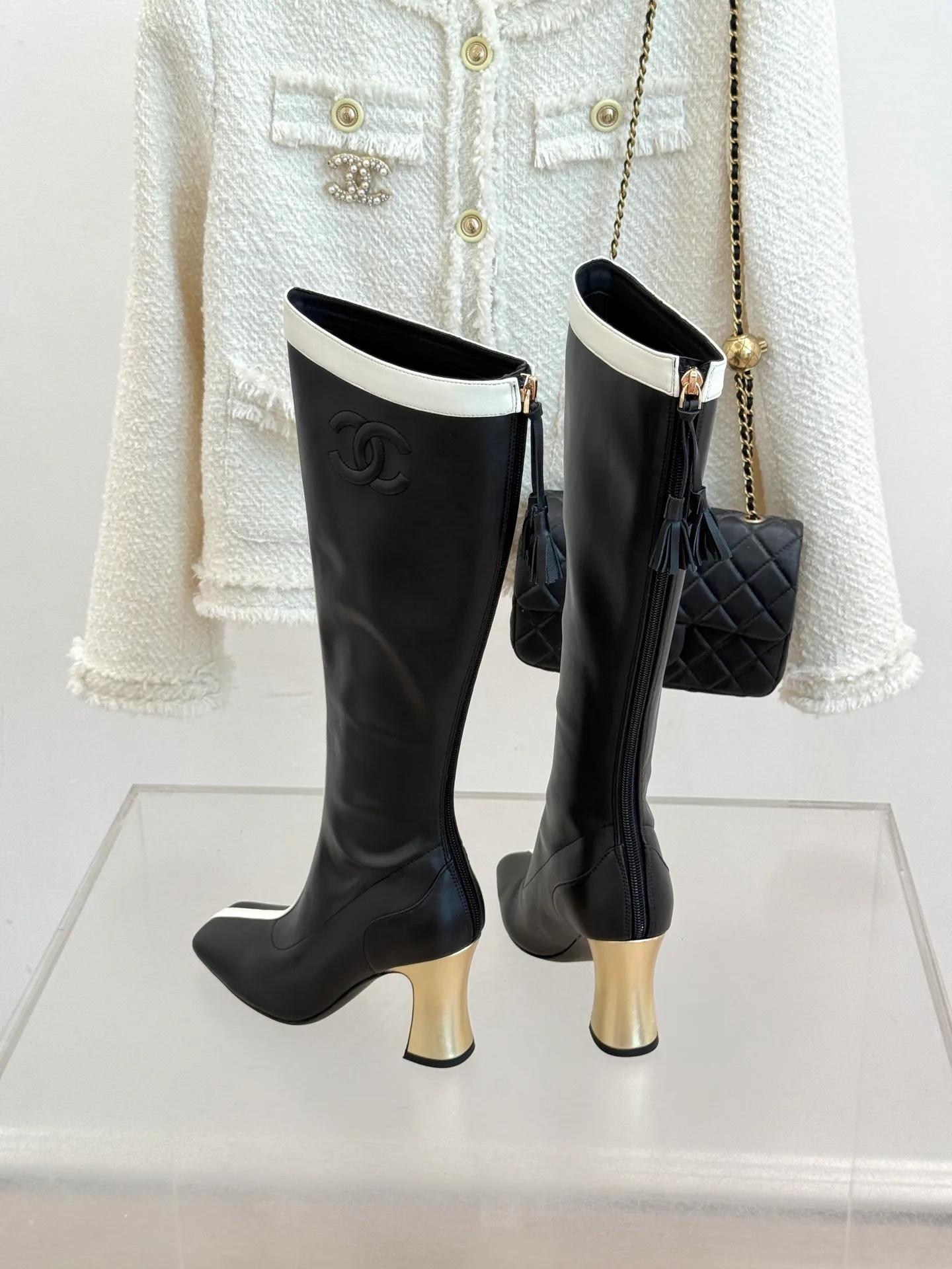Women's Boots CHANEL 17406172