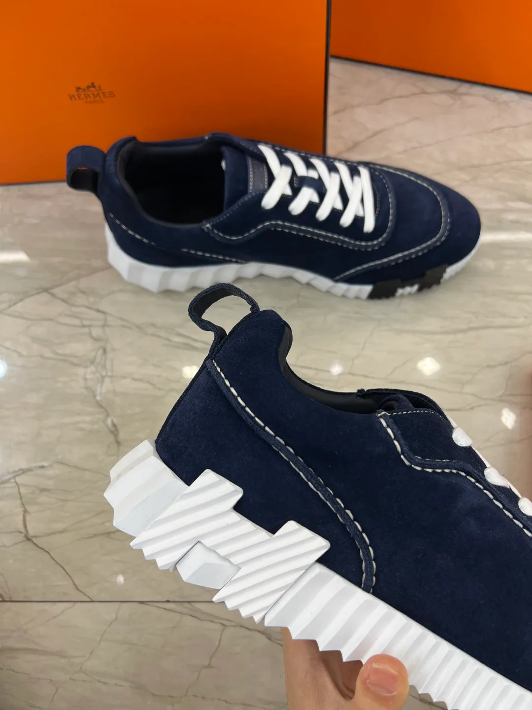 Кроссовки Мужские Hermes 18679654