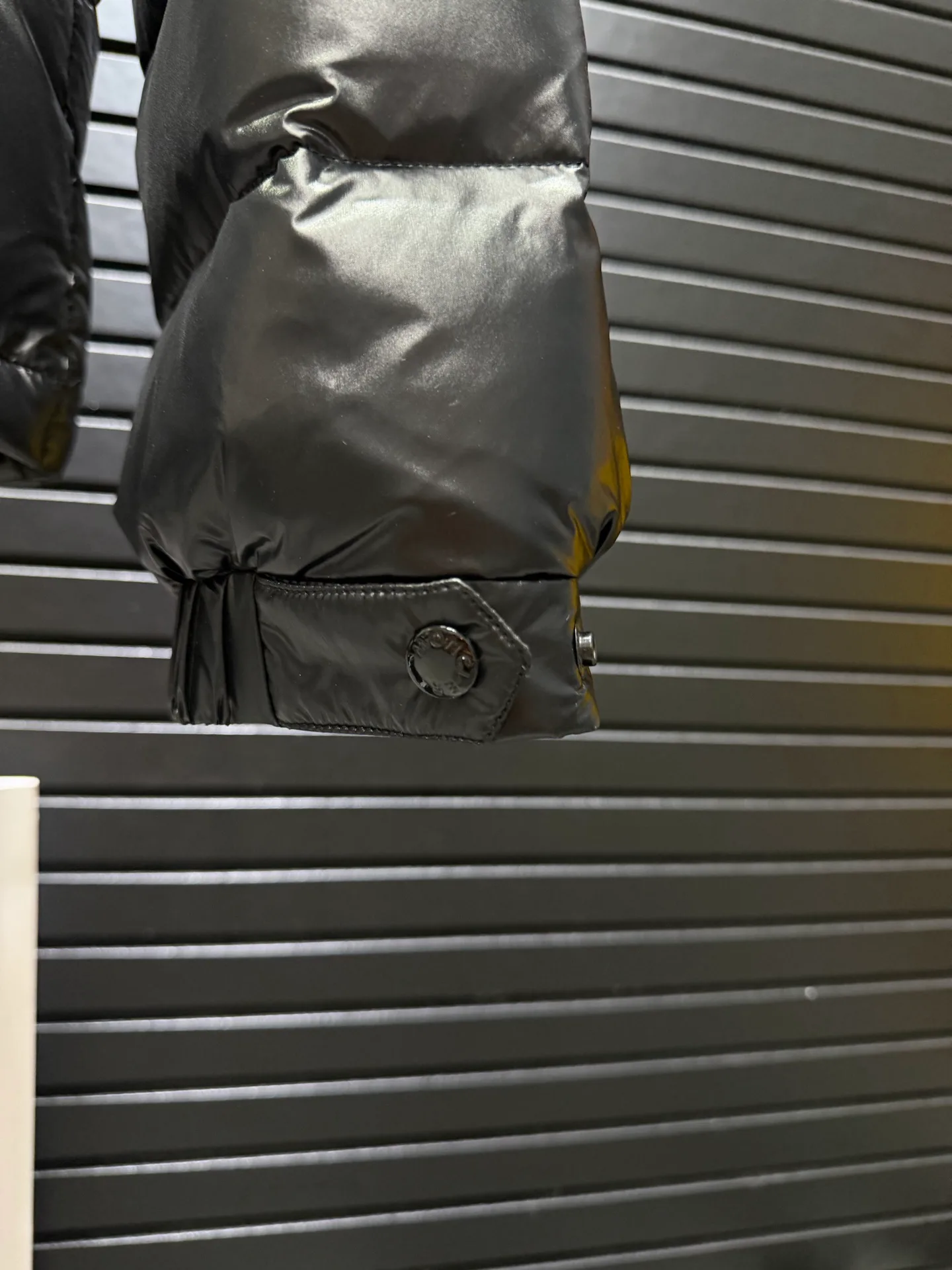 Куртки И Пуховики Мужские Moncler 18645343