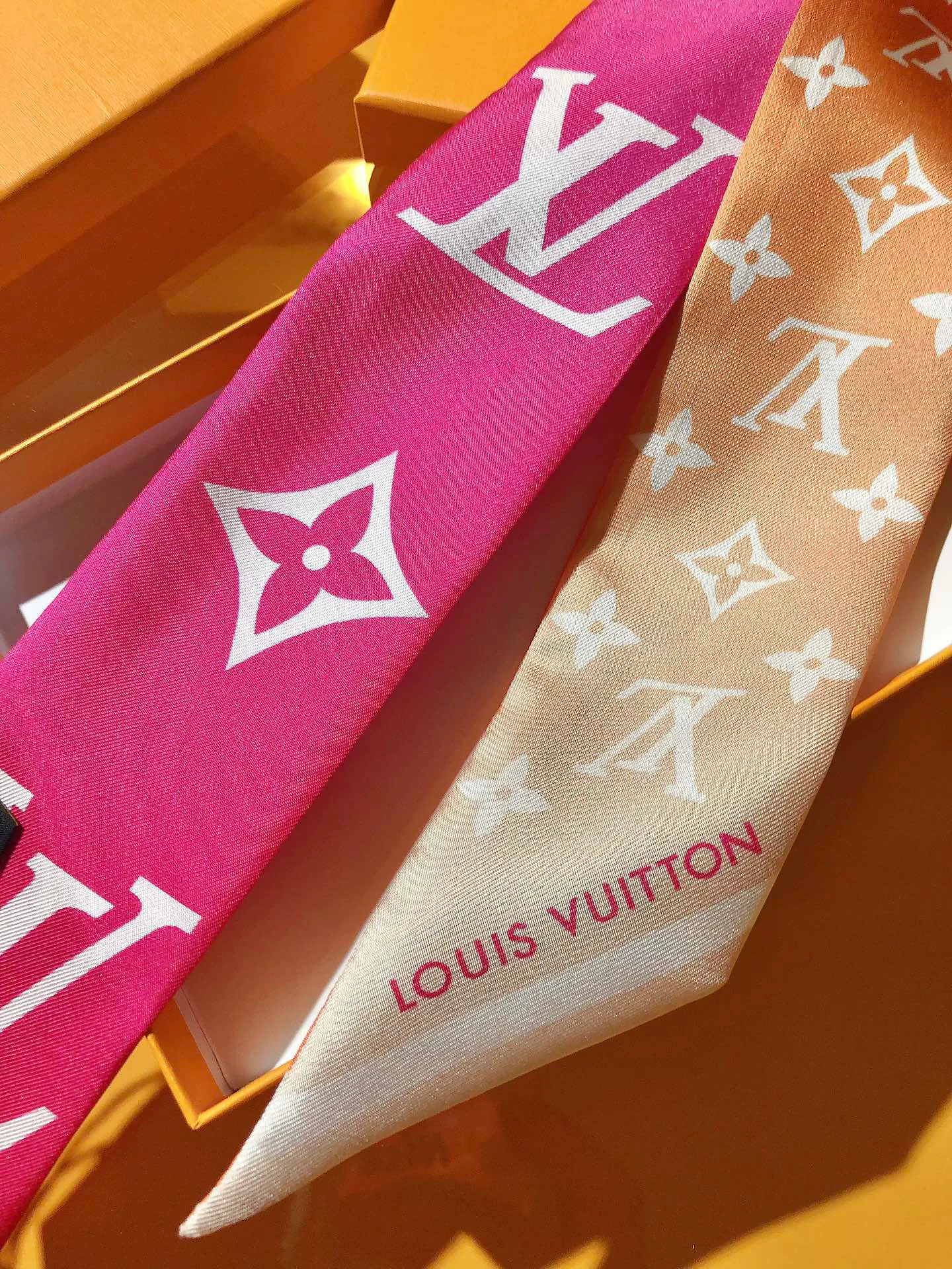 Silk Scarves LOUIS VUITTON 17716491