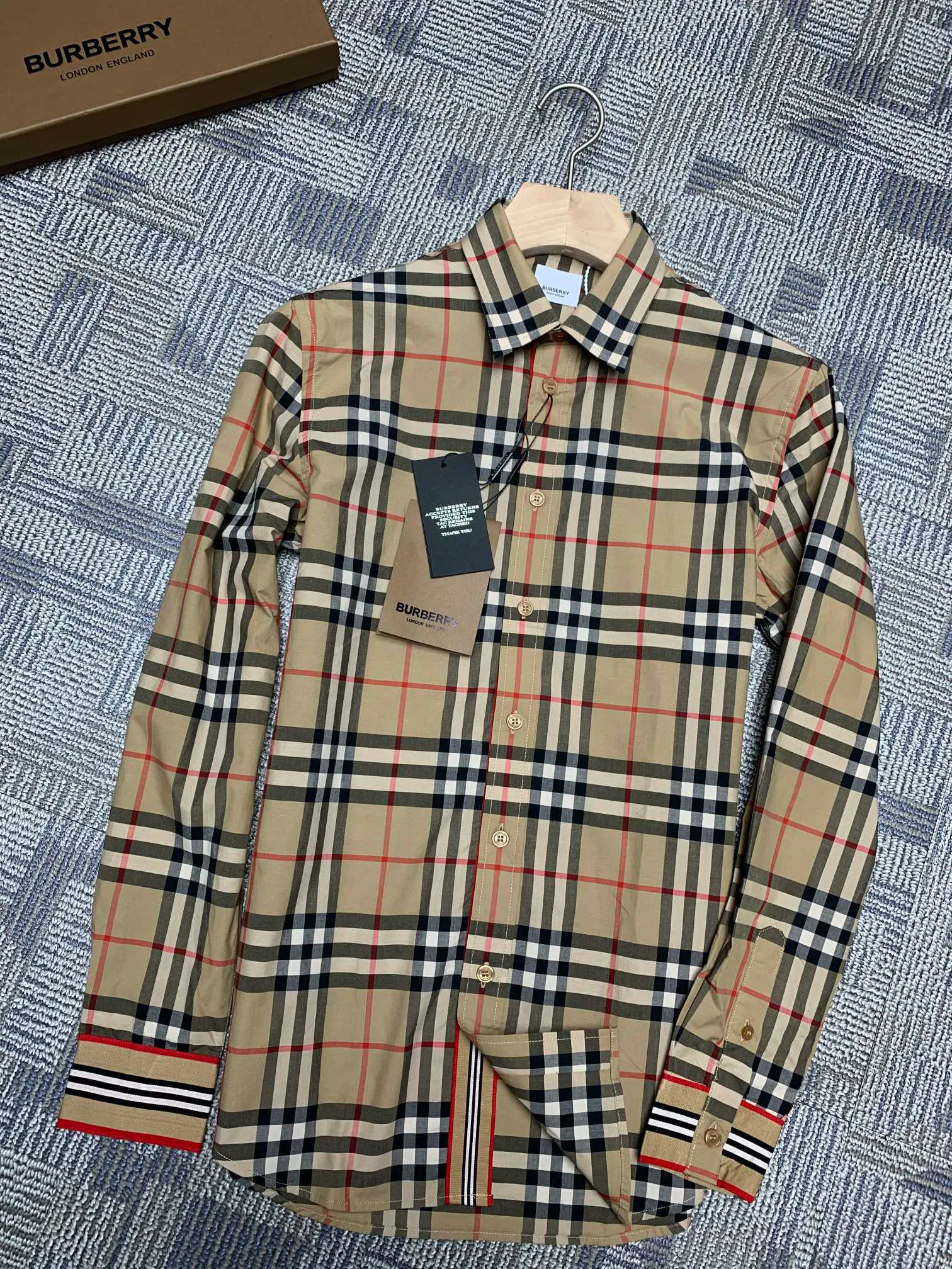 Men's Shirts BURBERRY 17967418