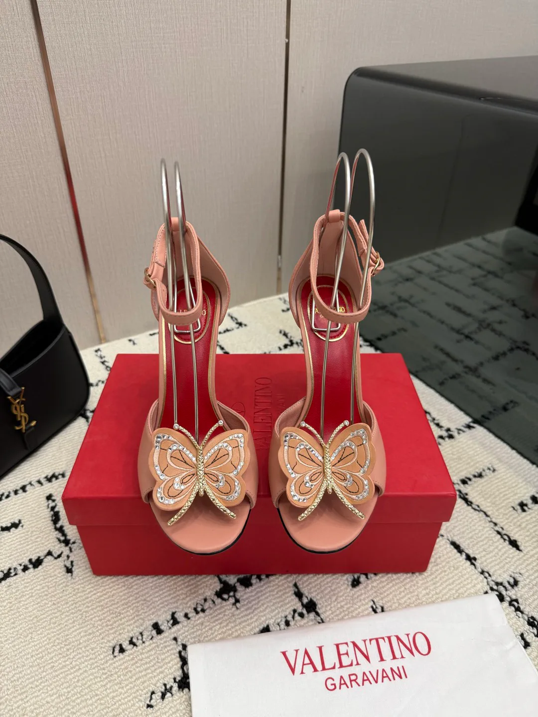 Women's Open-Toe Sandals VALENTINO 18049036