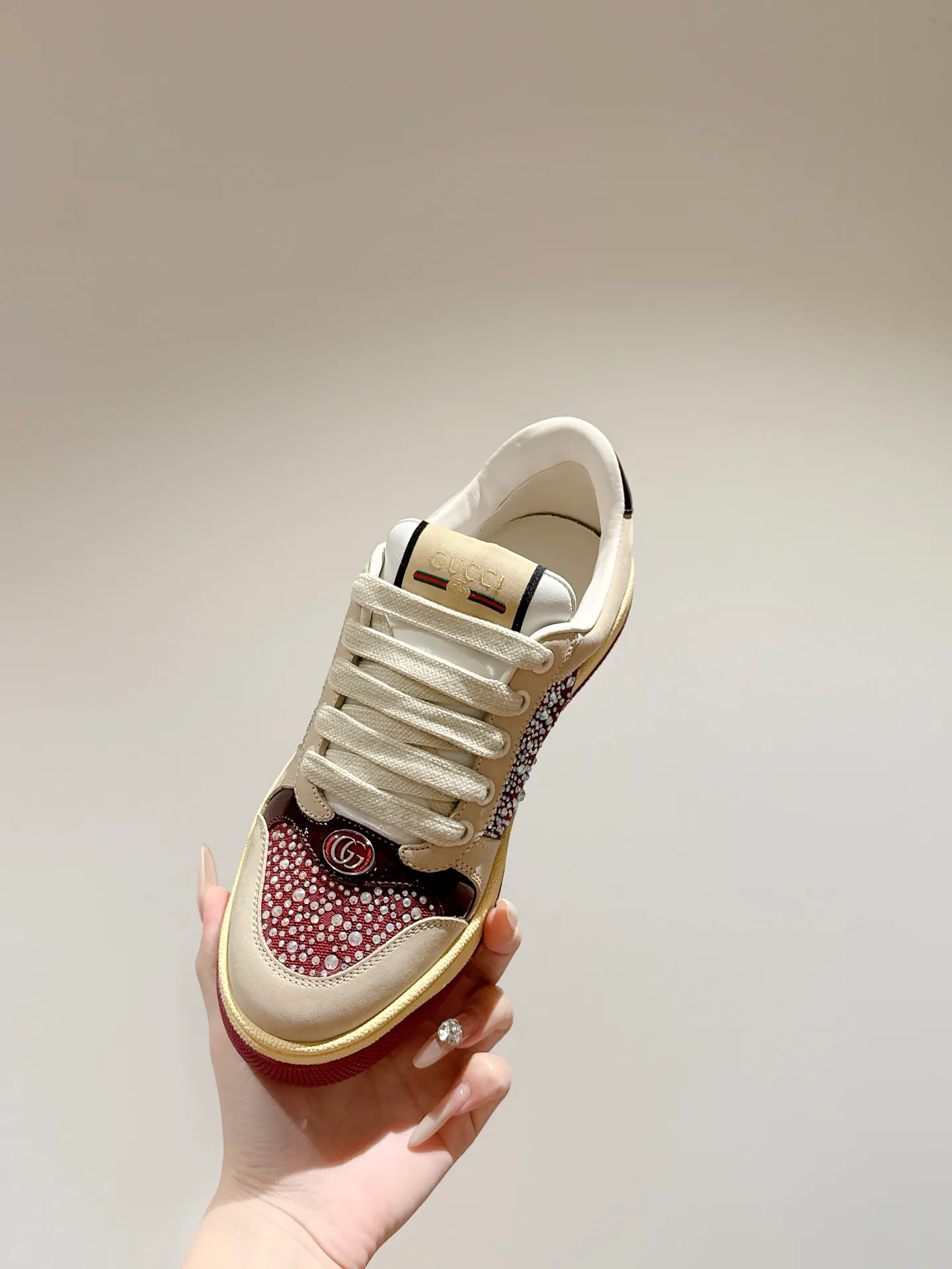 Women's Sneakers GUCCI 17956636