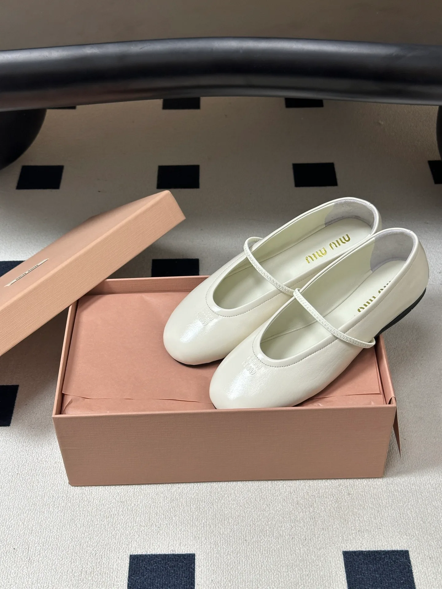 Women's Ballet Flats MIU MIU 17338399