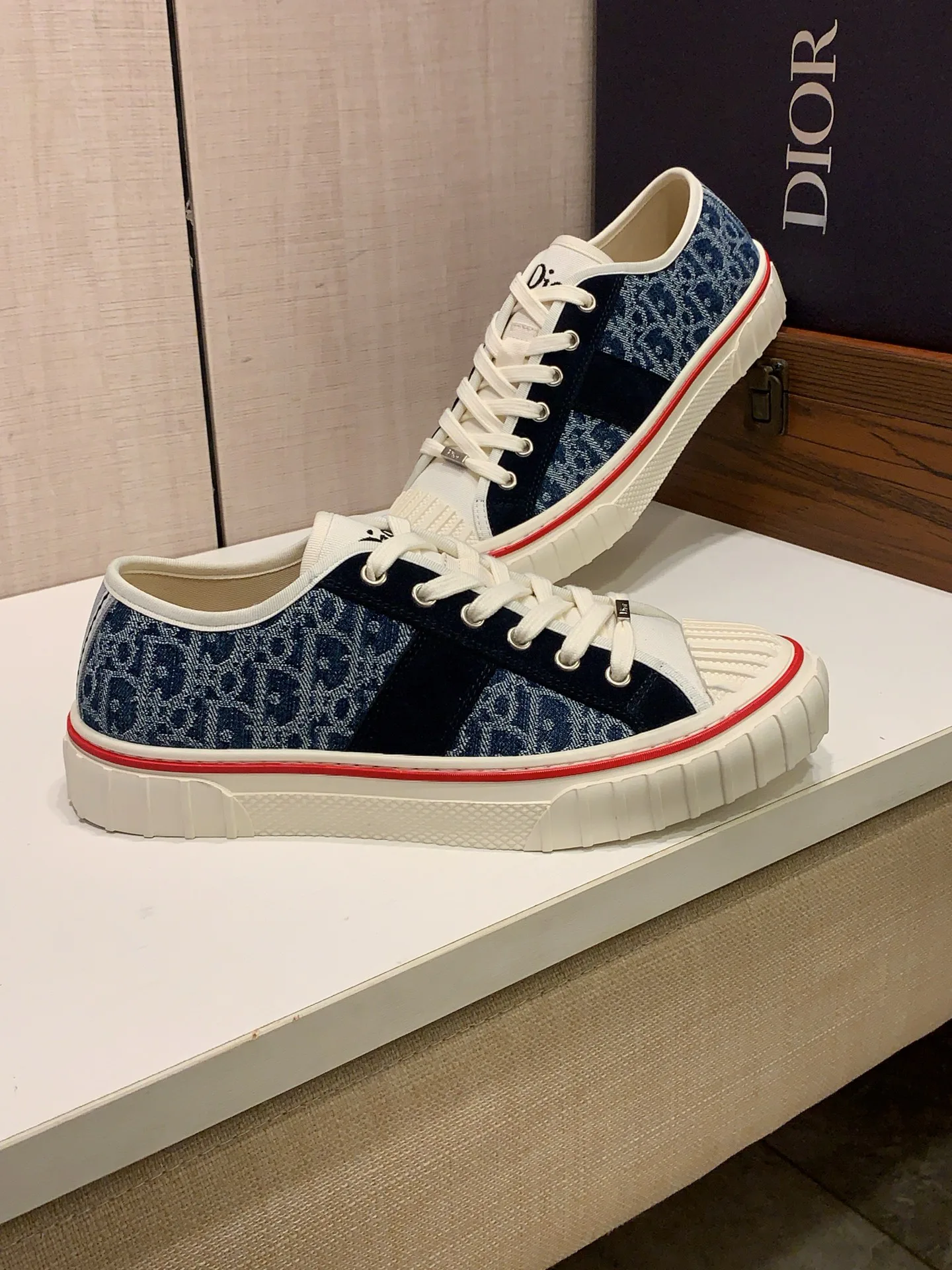 Women's Sneakers CHRISTIAN DIOR 18247724
